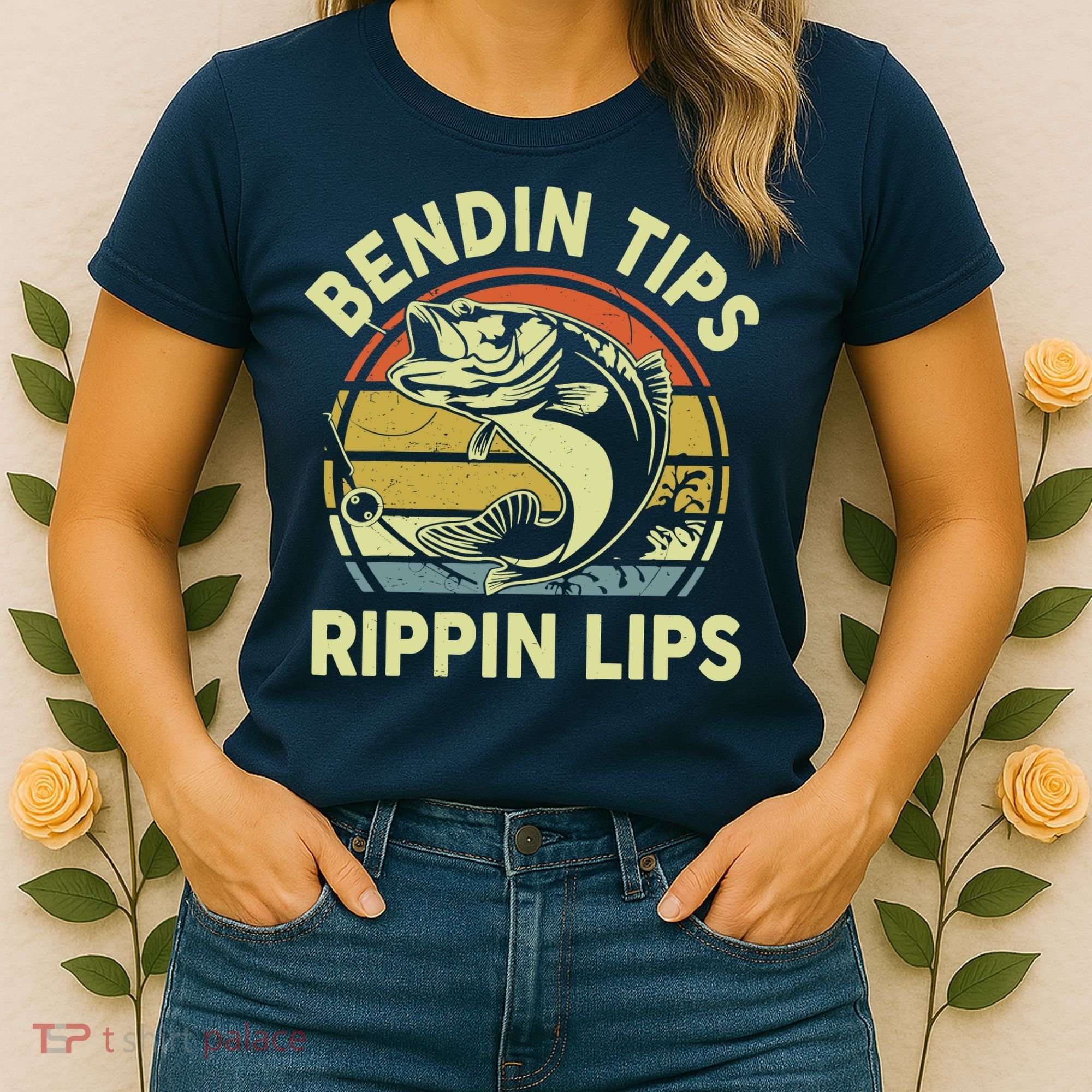 Bass Fish Dad Bendin Tips Rippin Lips Funny Papa Fishing Women's T-Shirt