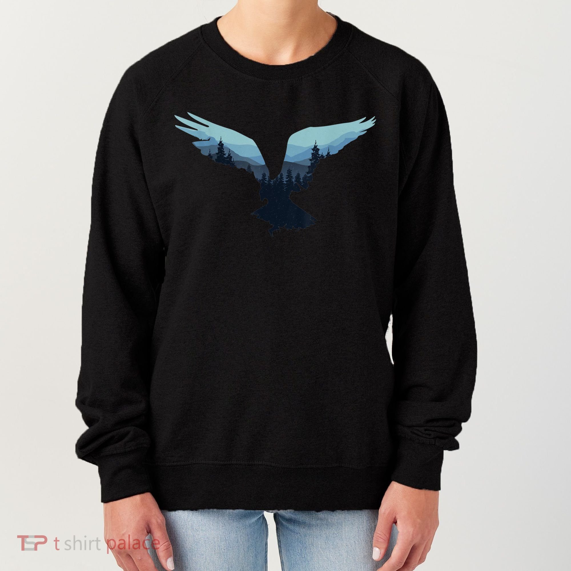 Beautiful Flying Eagle Night Sky Forest Bird Silhouette Gift Women's Sweatshirt