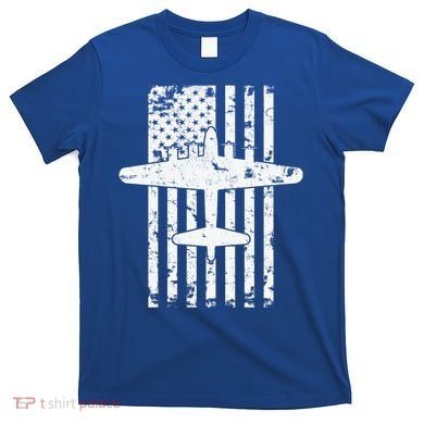 B17 Flying Fortress Wwii Bomber Airplane Pilot Cool Gift T-Shirt