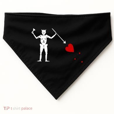 Blackbeard Flag Gift Jolly Roger Skull And Crossbones USA-Made Doggie Bandana
