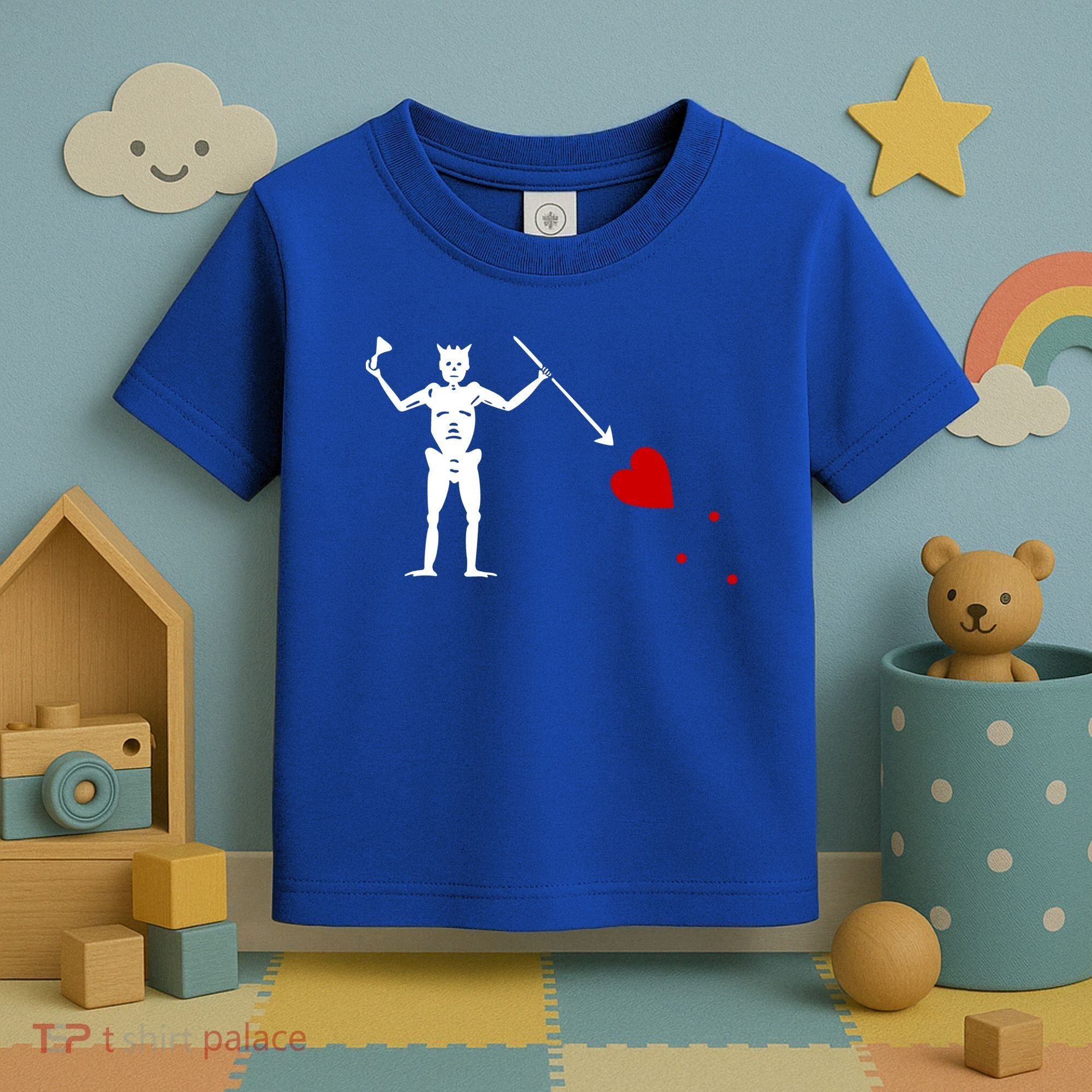Blackbeard Flag Gift Jolly Roger Skull And Crossbones Toddler T-Shirt