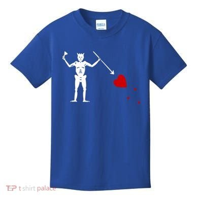 Blackbeard Flag Gift Jolly Roger Skull And Crossbones Kids T-Shirt