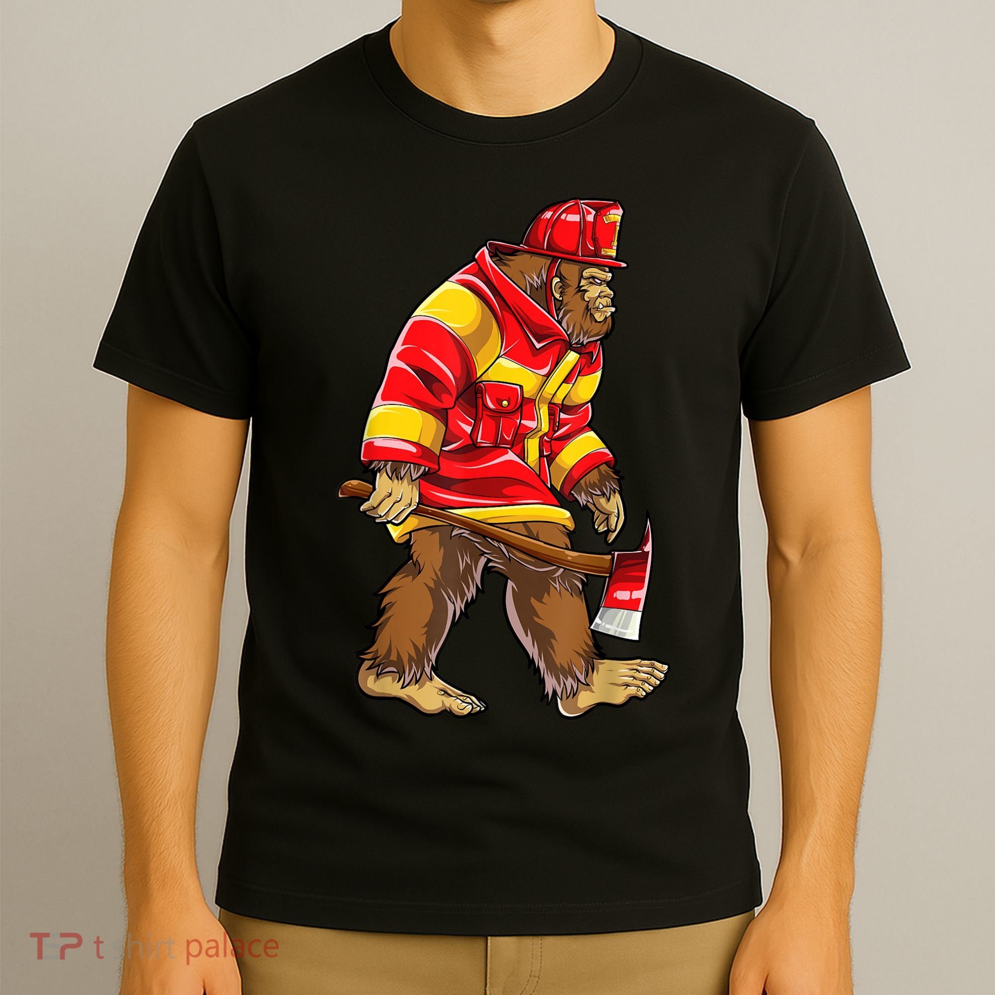Bigfoot Firefighter Men Thin Red Line Sasquatch Lover T-Shirt