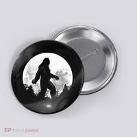 Bigfoot Full Moon Button thumb 0