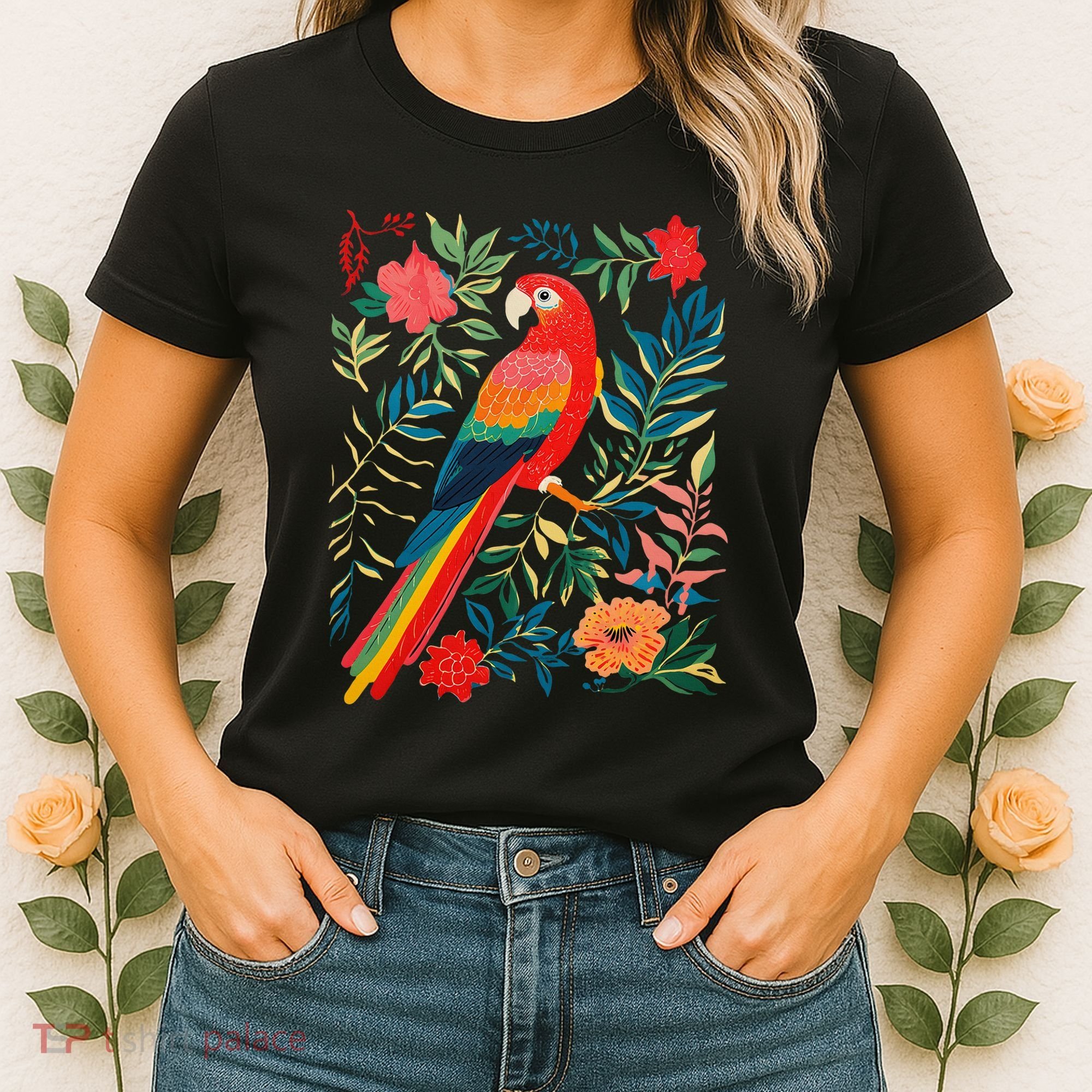 Boho Floral Parrot Scarlet Macaw Birdwatching Bird Lover Women's T-Shirt