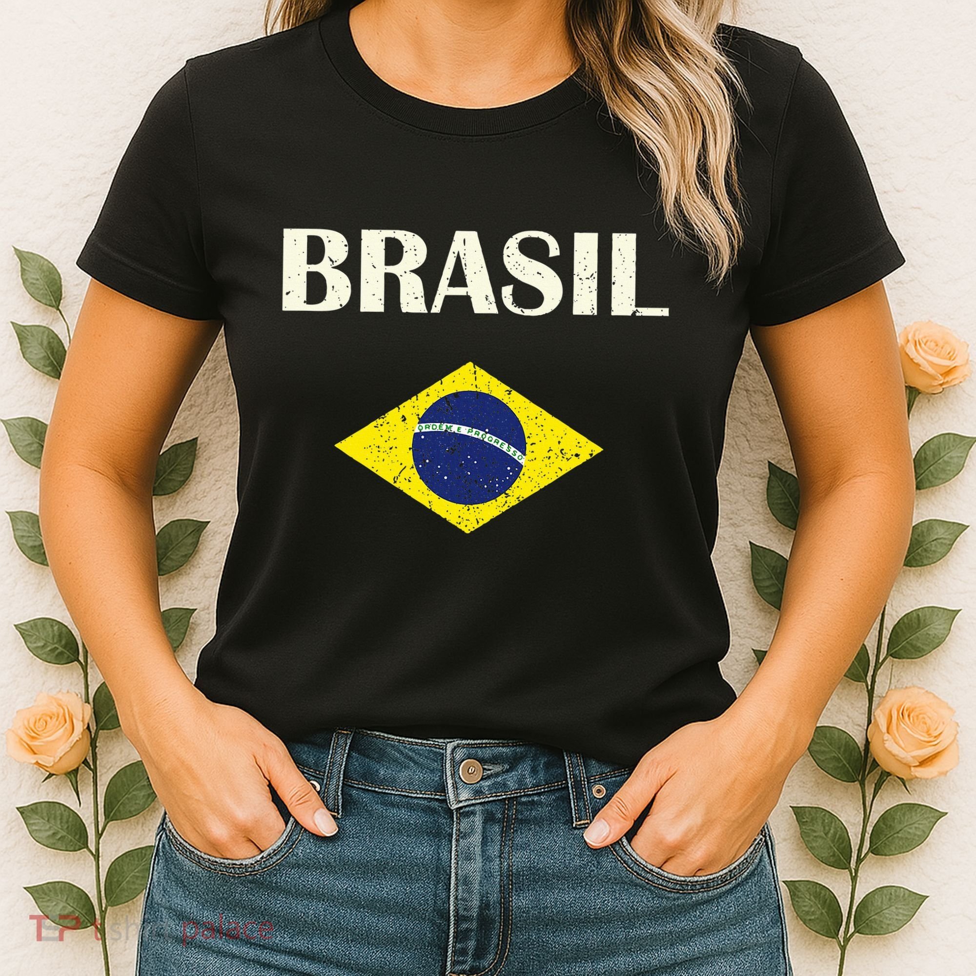 Brasil Flag Retro Soccer Women's T-Shirt