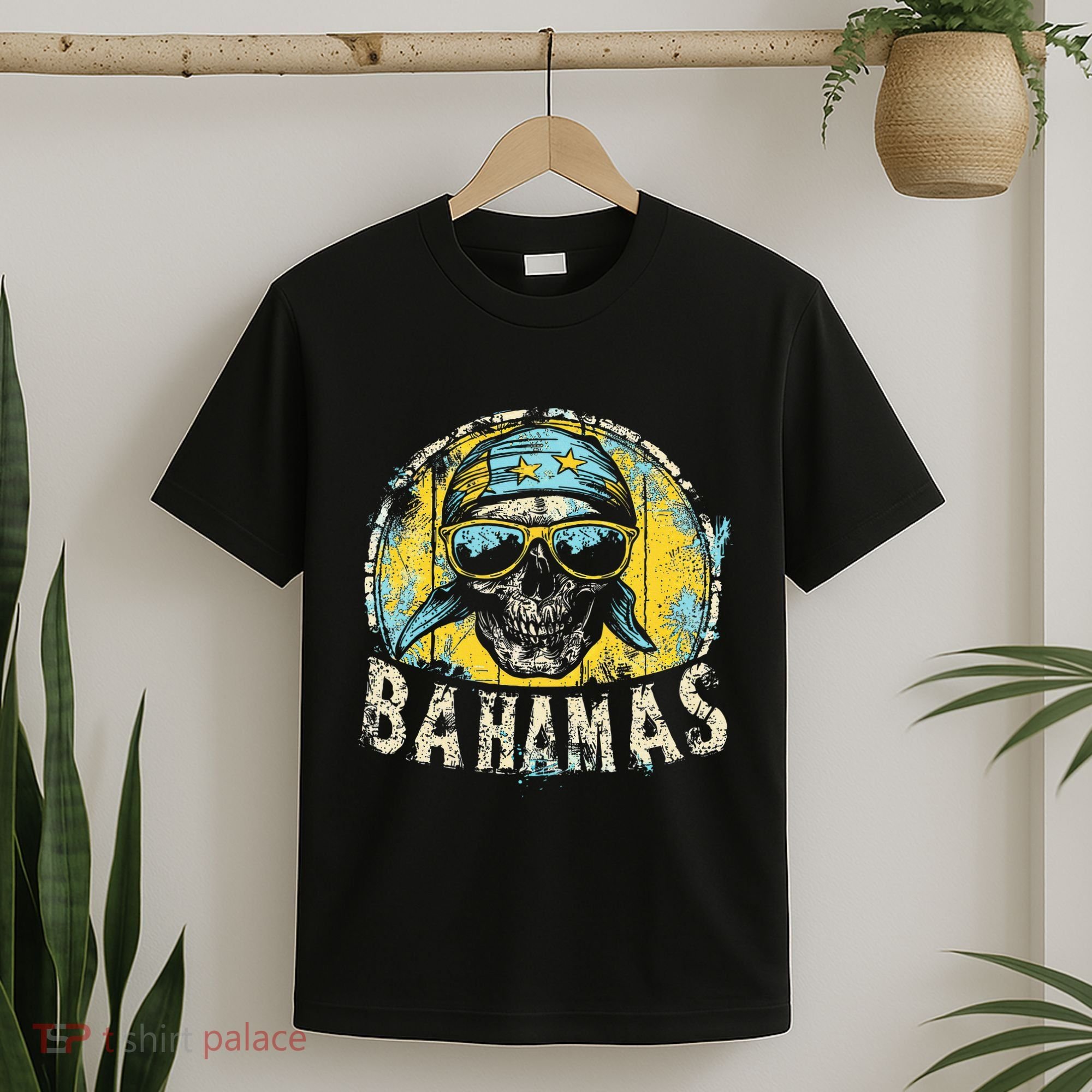 Bahamas Flag Skull Skeleton Vintage Country Cruise Family T-Shirt