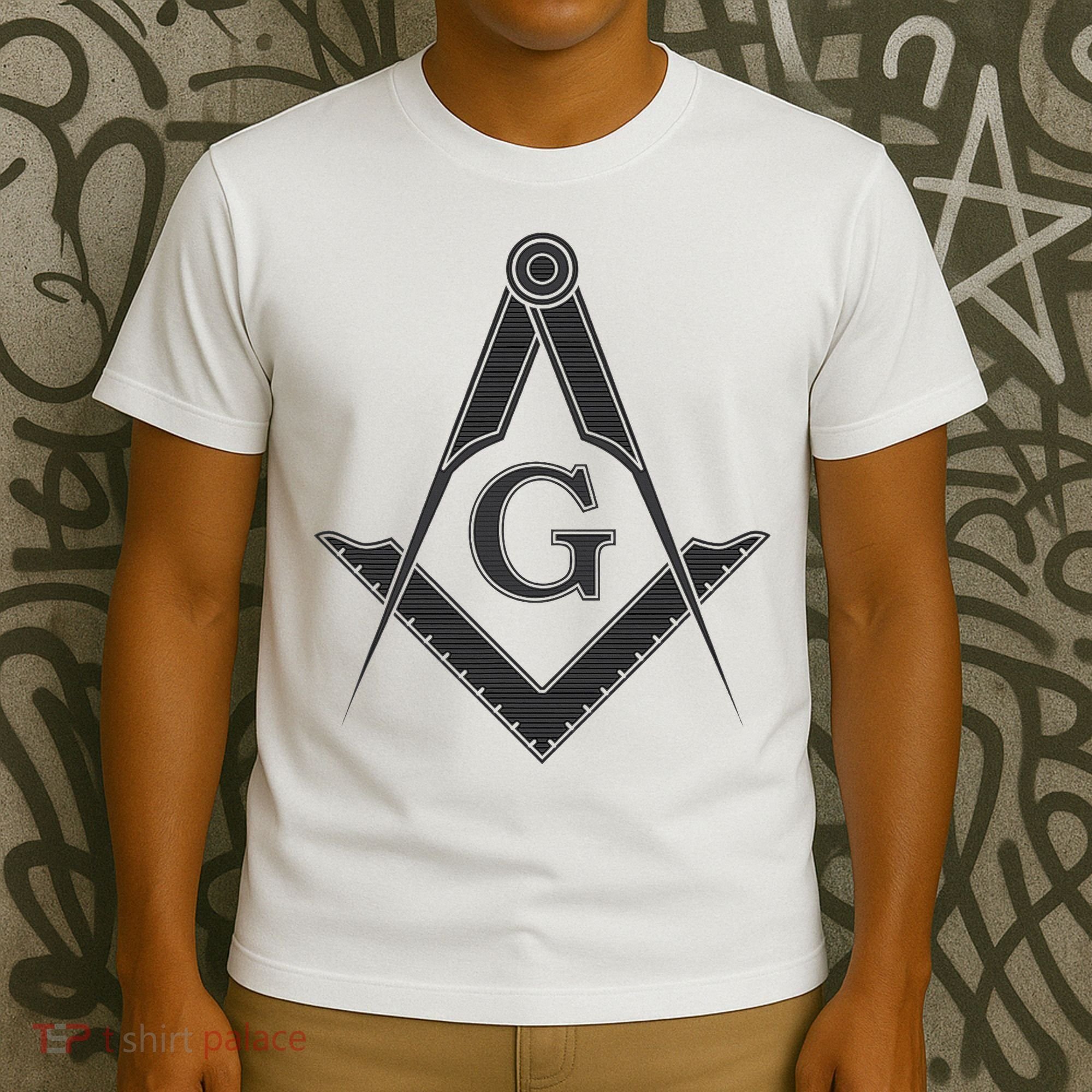 Black Freemason Square And Compass Master Mason T-Shirt