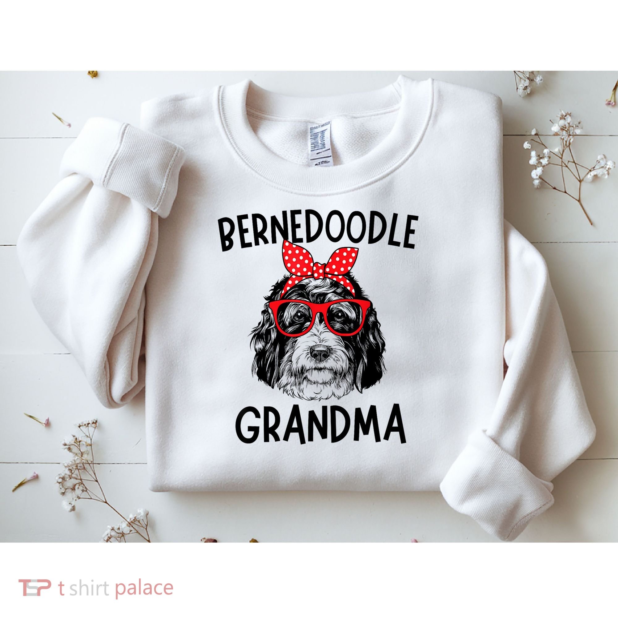 Bernedoodle Grandma Bernedoodle Dog Nana Mother's Day Sweatshirt