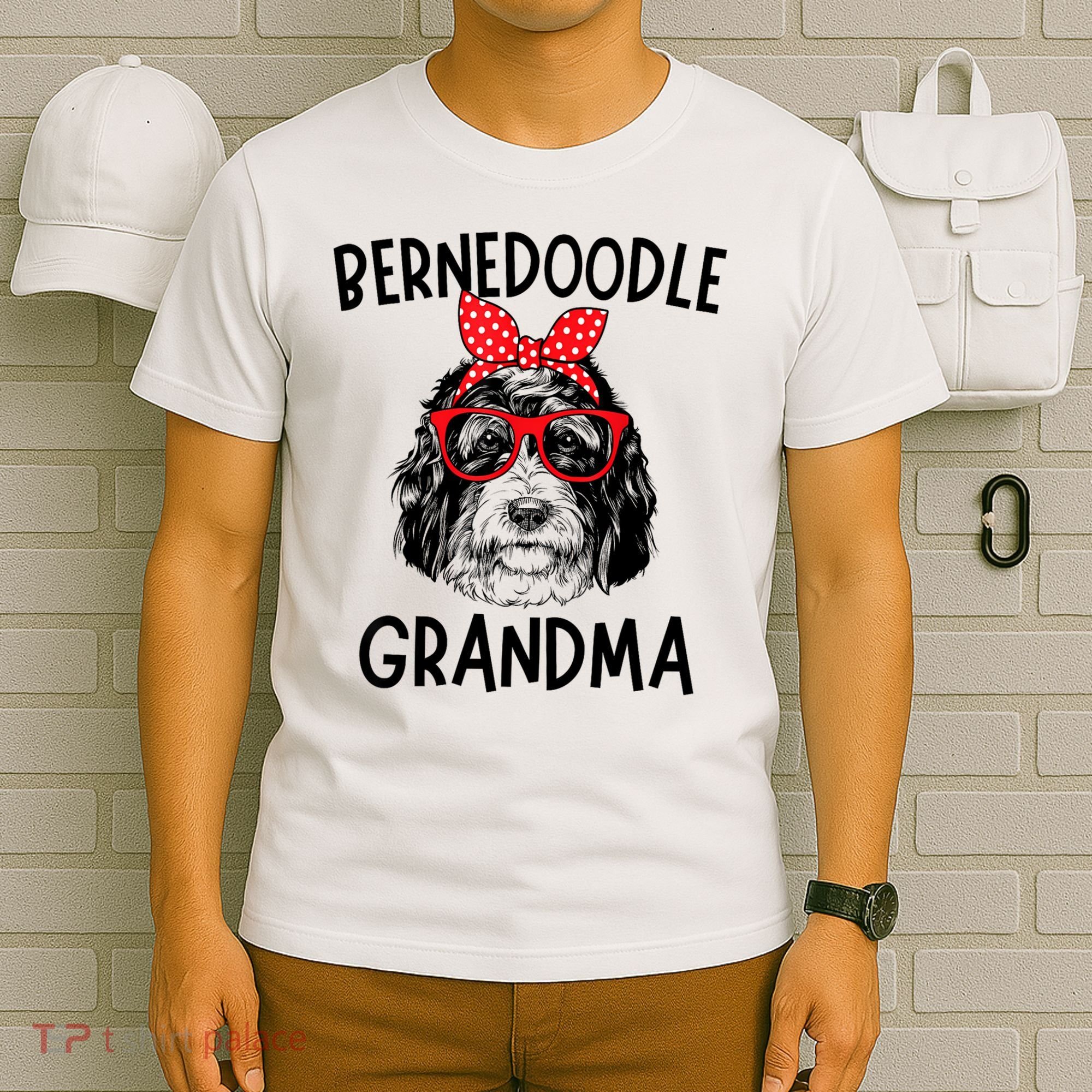 Bernedoodle Grandma Bernedoodle Dog Nana Mother's Day T-Shirt