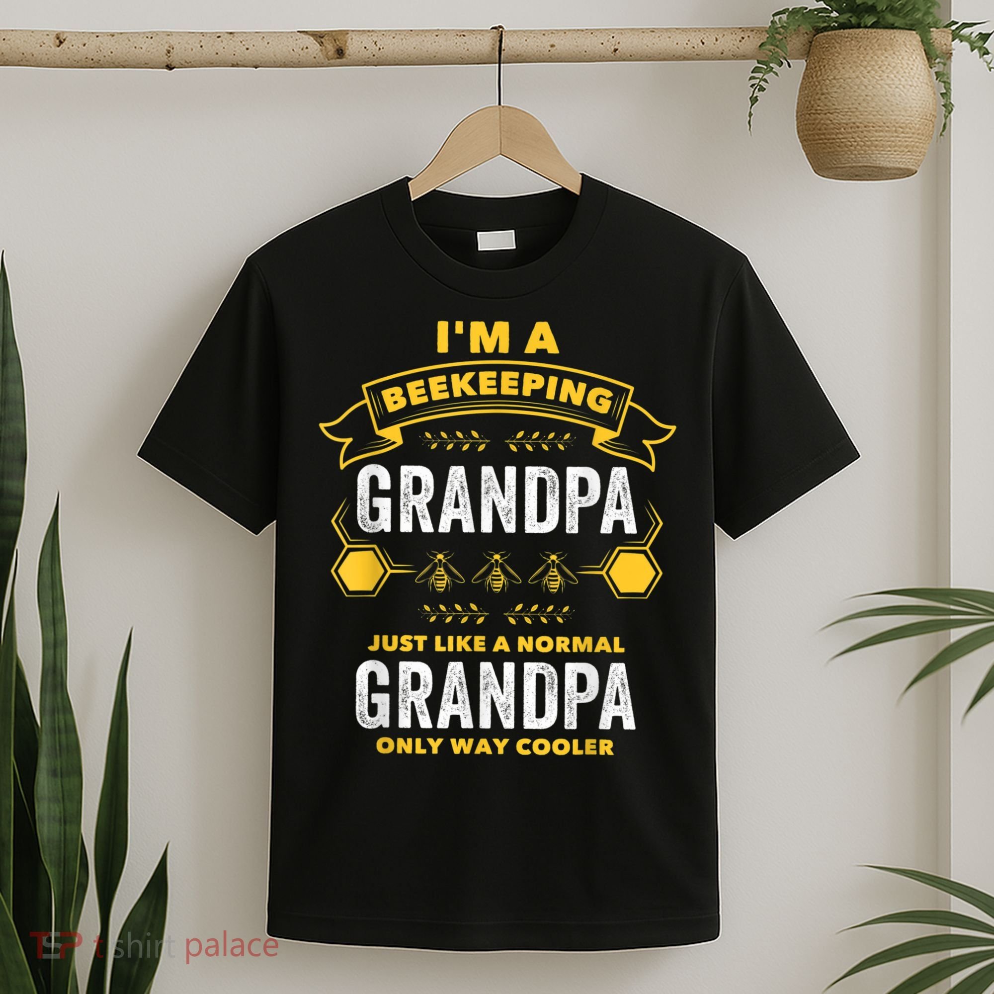 Beekeeper Grandpa Bee Bees Apiarist Father T-Shirt