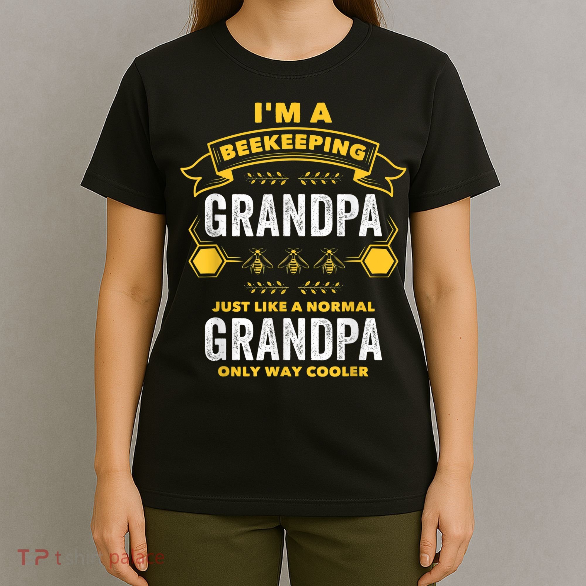 Beekeeper Grandpa Bee Bees Apiarist Father T-Shirt