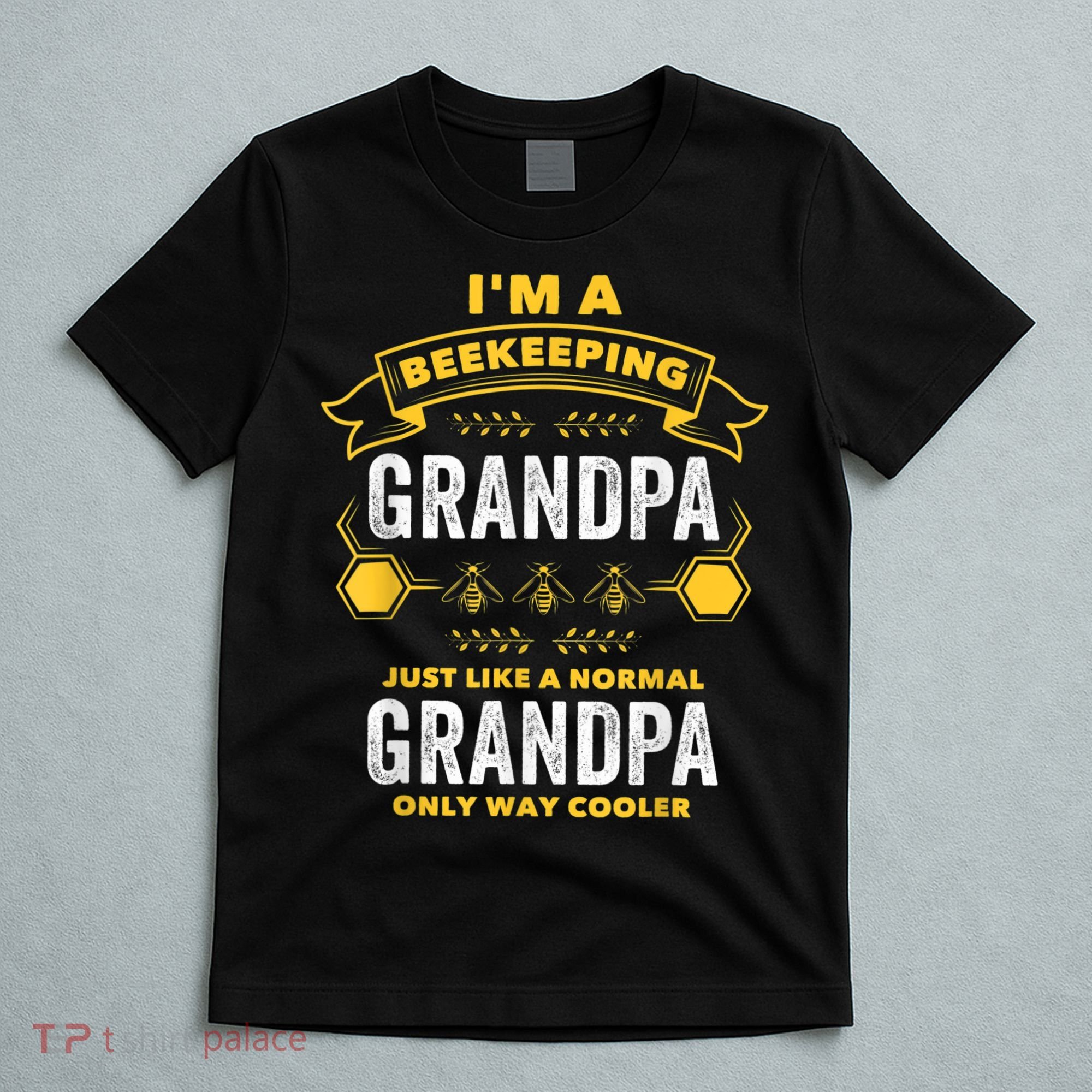 Beekeeper Grandpa Bee Bees Apiarist Father T-Shirt