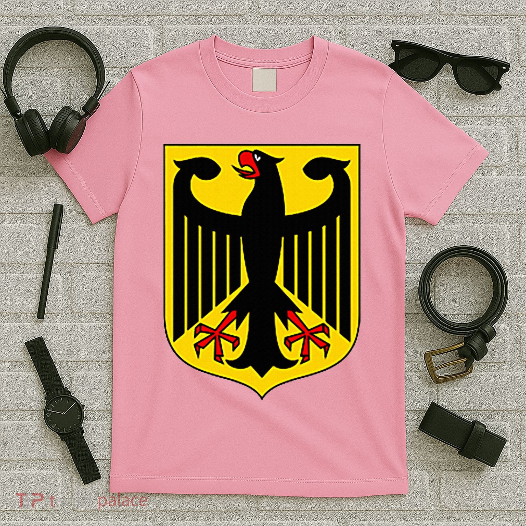 Badge Germany Flag Cool German T-Shirt