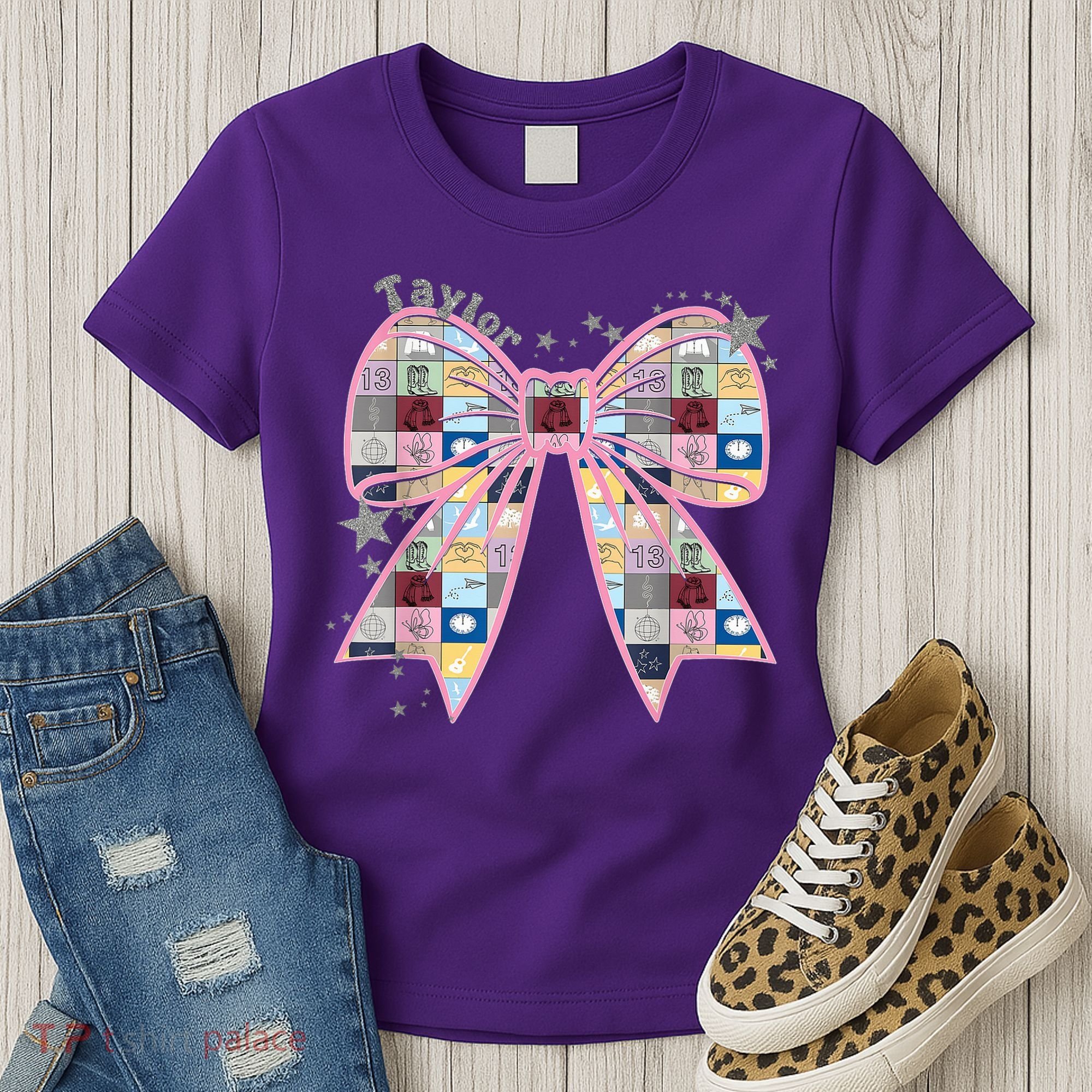 Birthday Girl Groovy Taylor First Name Personalized P.i.n.k Women's T-Shirt