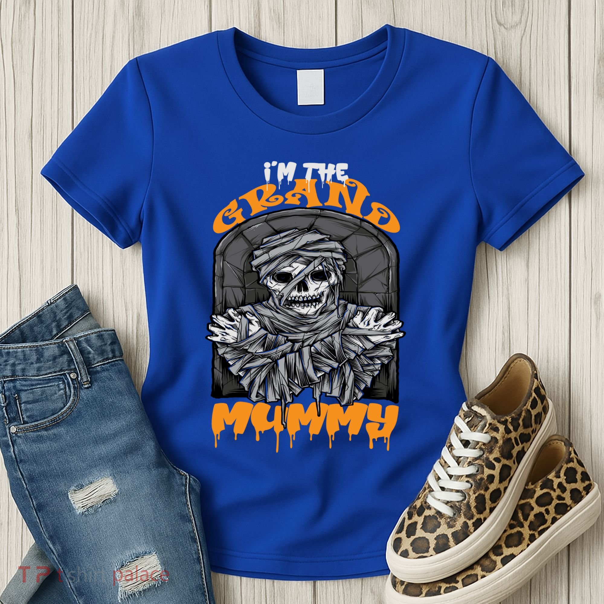 Bootiful Grandma IM The Grand Mummy Halloween Creepy Meaningful Gift Women's T-Shirt