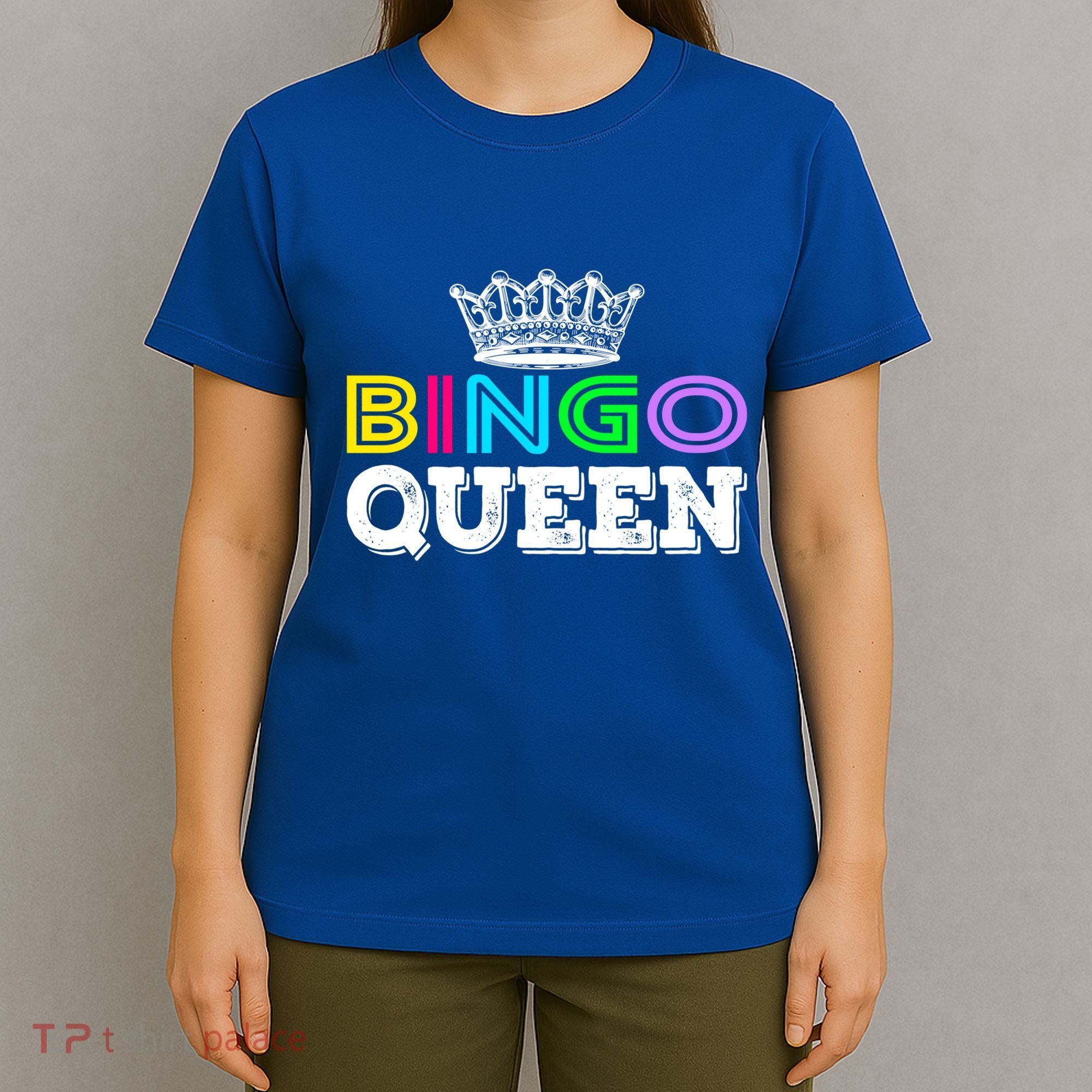 Bingo Gift Queen Funny Bingo Queen Funny Gift Moms Gift T-Shirt