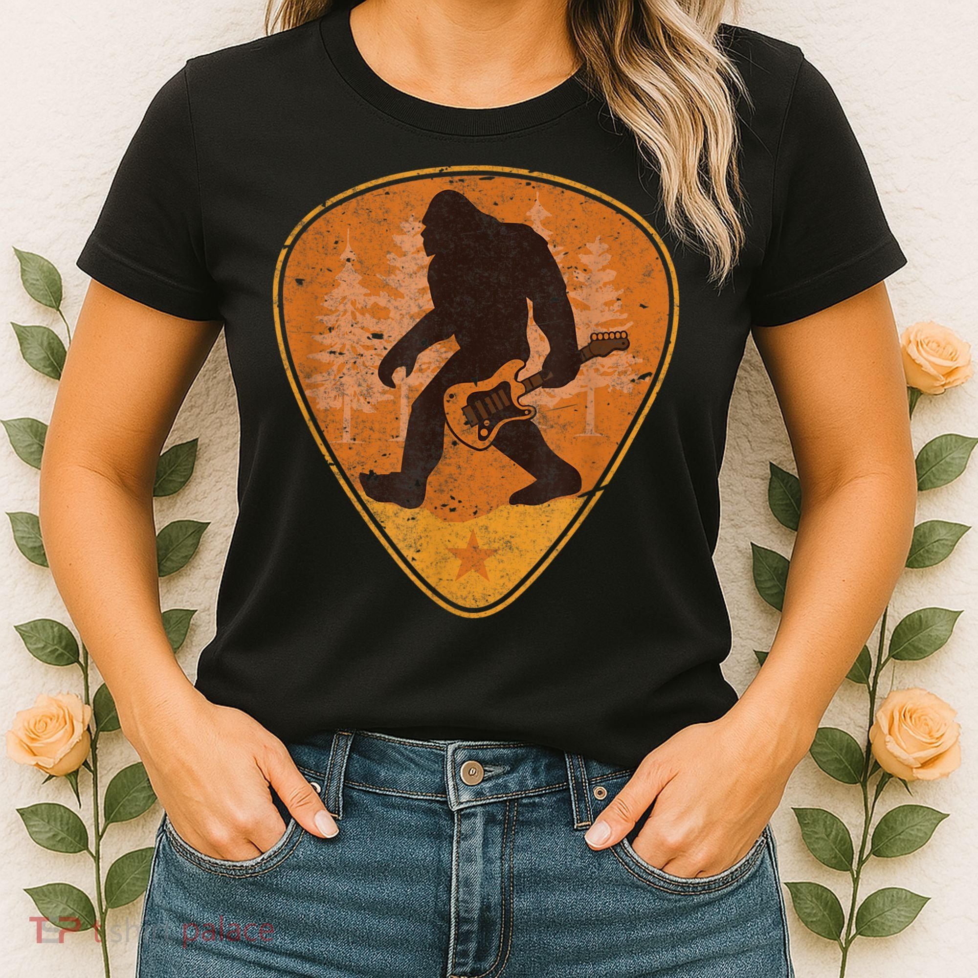 Bigfoot Guitar Sasquatch Yeti Guitarist Music Men Women's T-Shirt