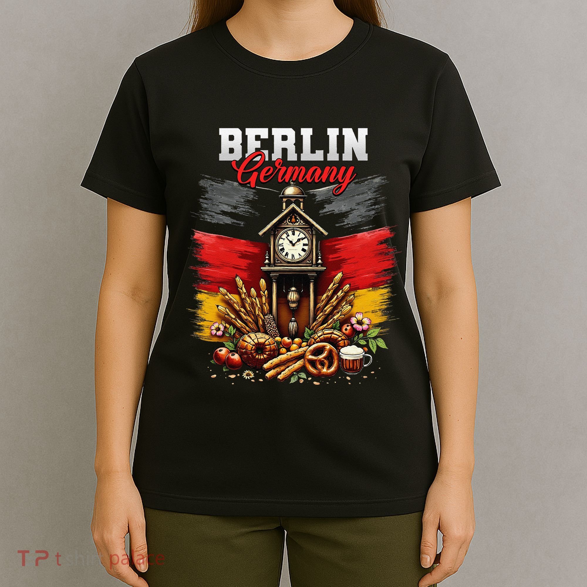 Berlin Germany Vacation Travel Souvenir German Flag T-Shirt