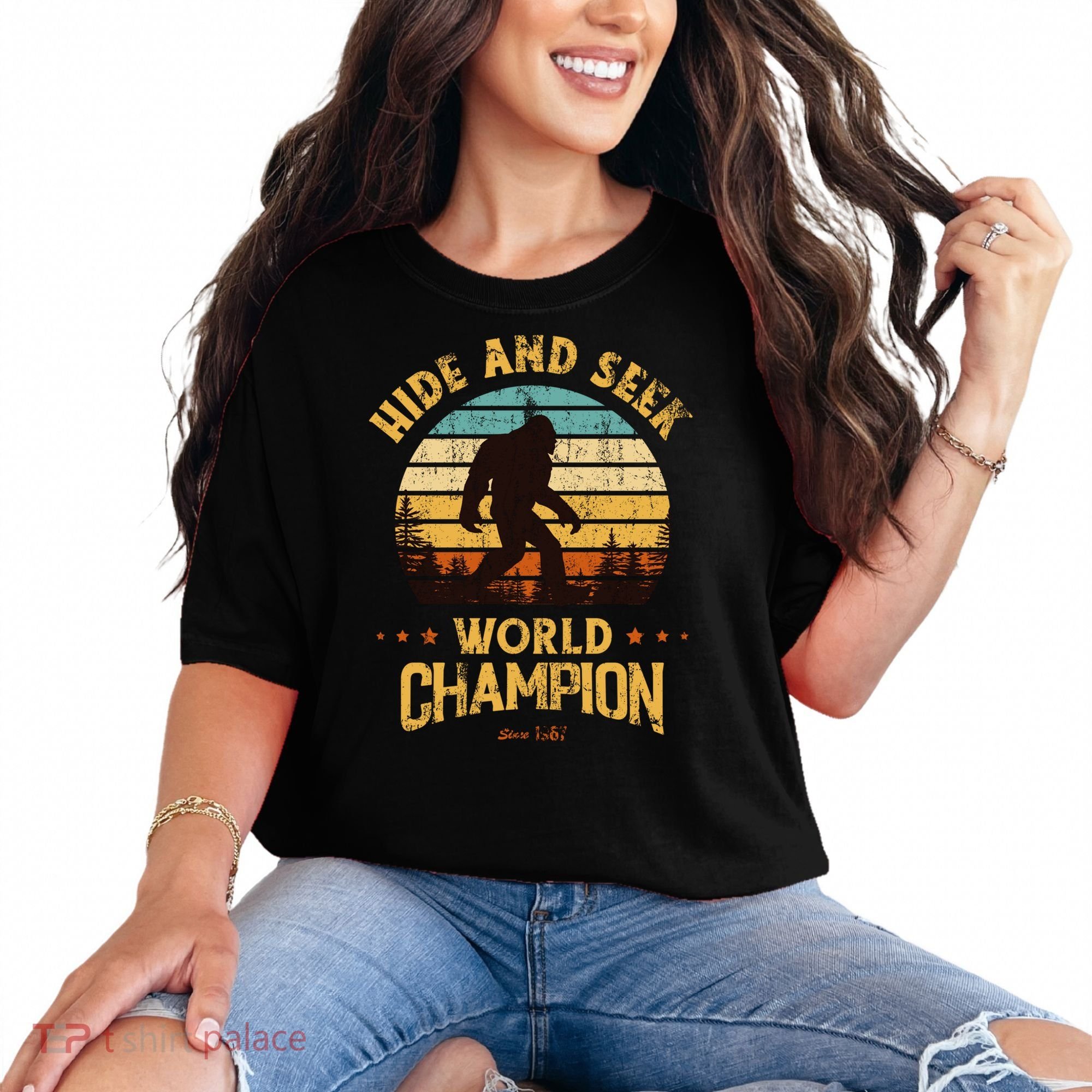 Bigfoogift Hide And Seek Bigfoot Hide And Seek Champion Cute Gift Comfort Colors T-Shirt