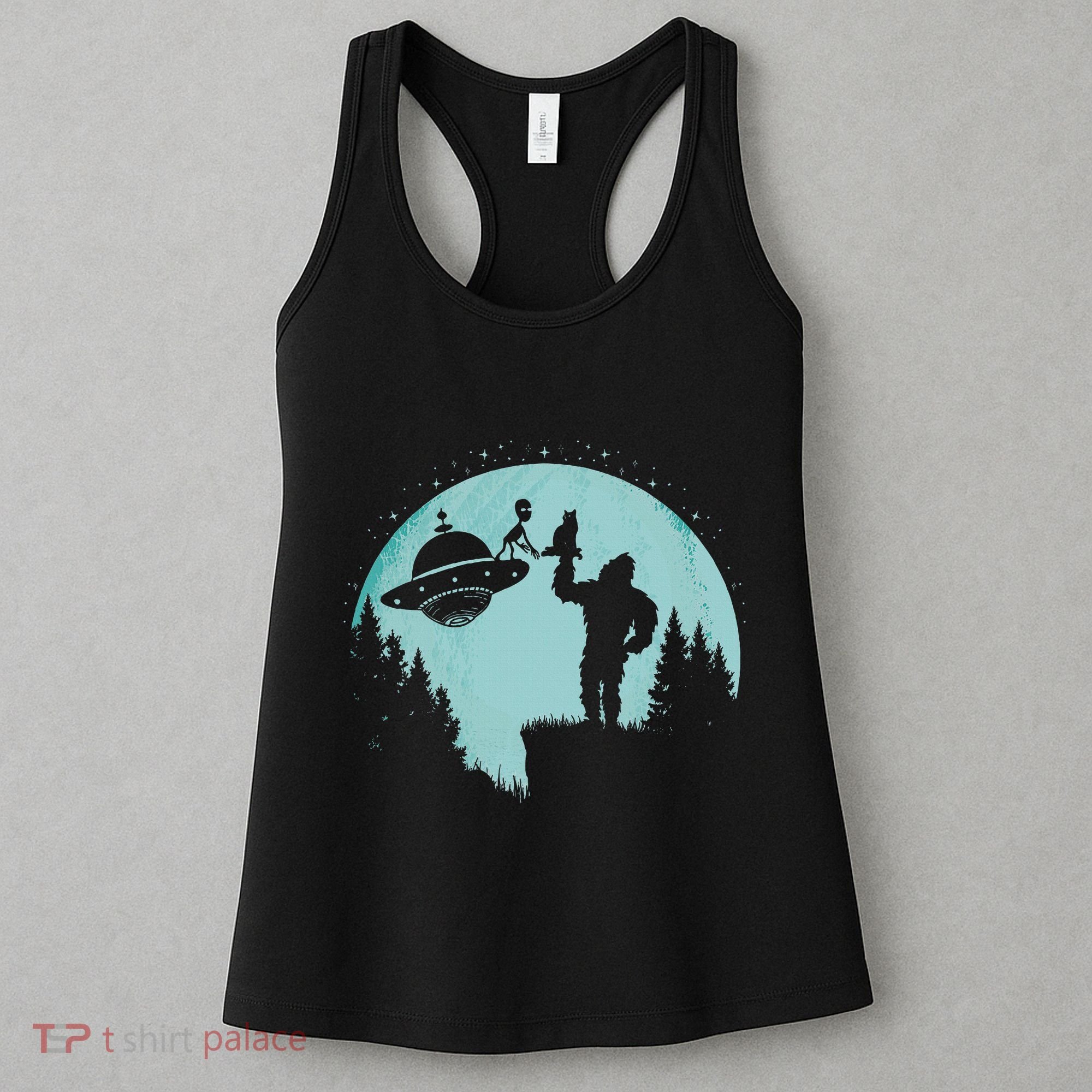 Bigfoot Holding A Cat Funny Alien Riding Ufo Sasquatch Cat Women's Tank Top