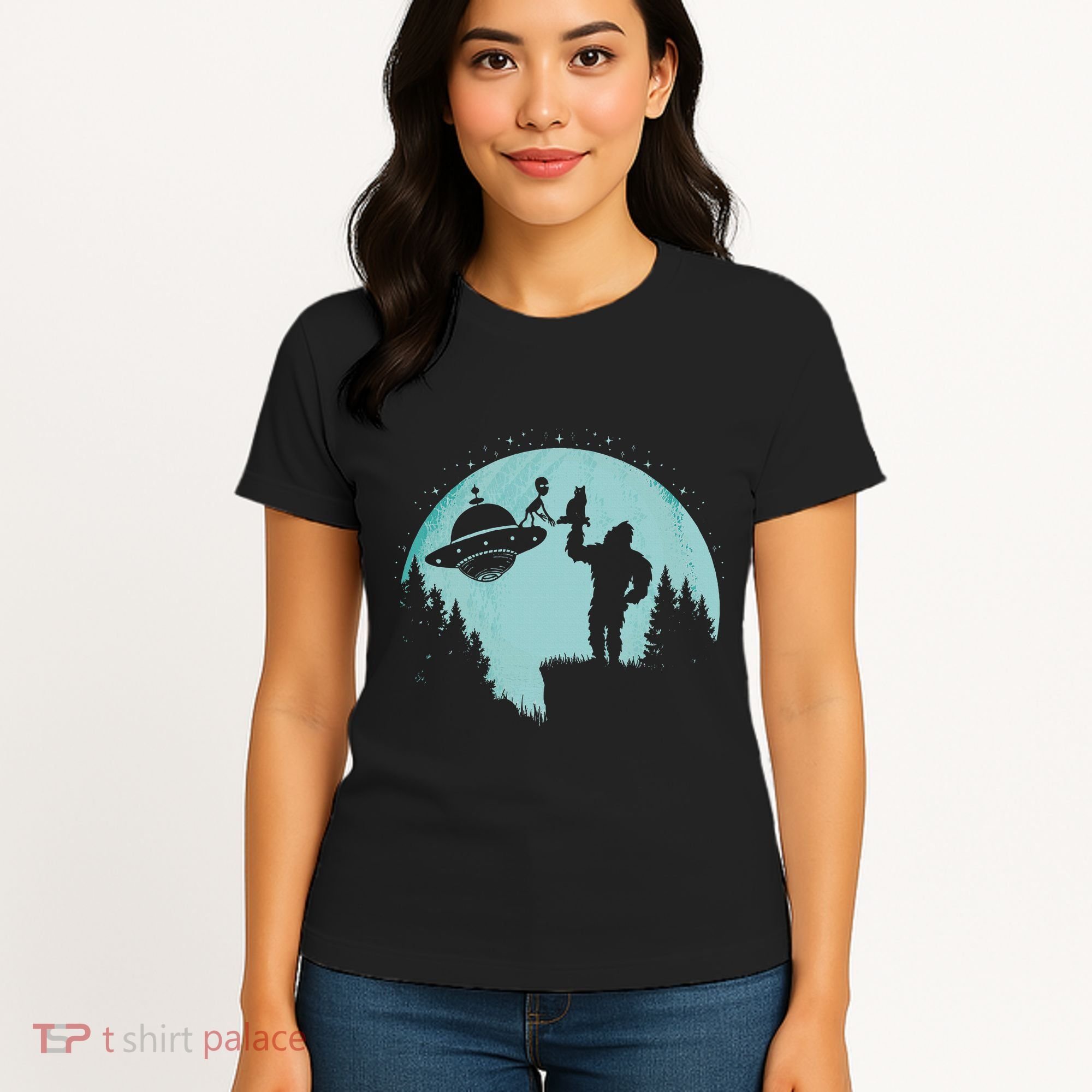 Bigfoot Holding A Cat Funny Alien Riding Ufo Sasquatch Cat Women's T-Shirt