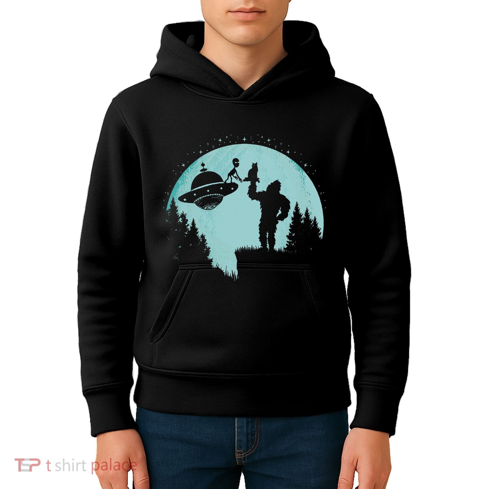 Bigfoot Holding A Cat Funny Alien Riding Ufo Sasquatch Cat Kids Hoodie