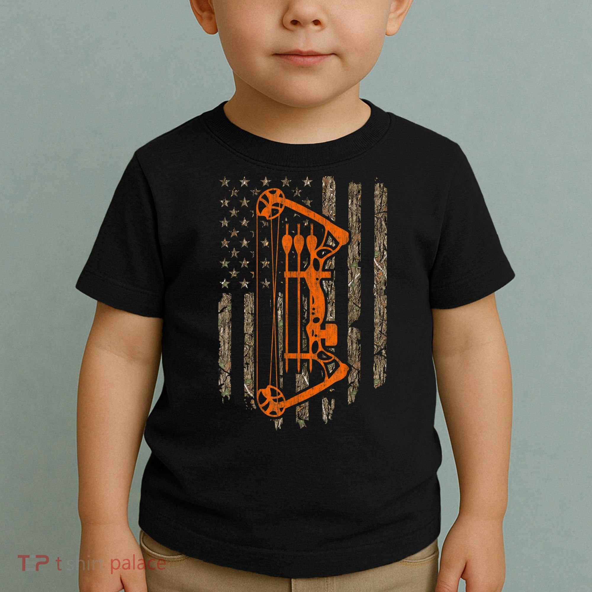 Bow Hunting American Flag Hunter Archery Tree Camouflage Toddler T-Shirt