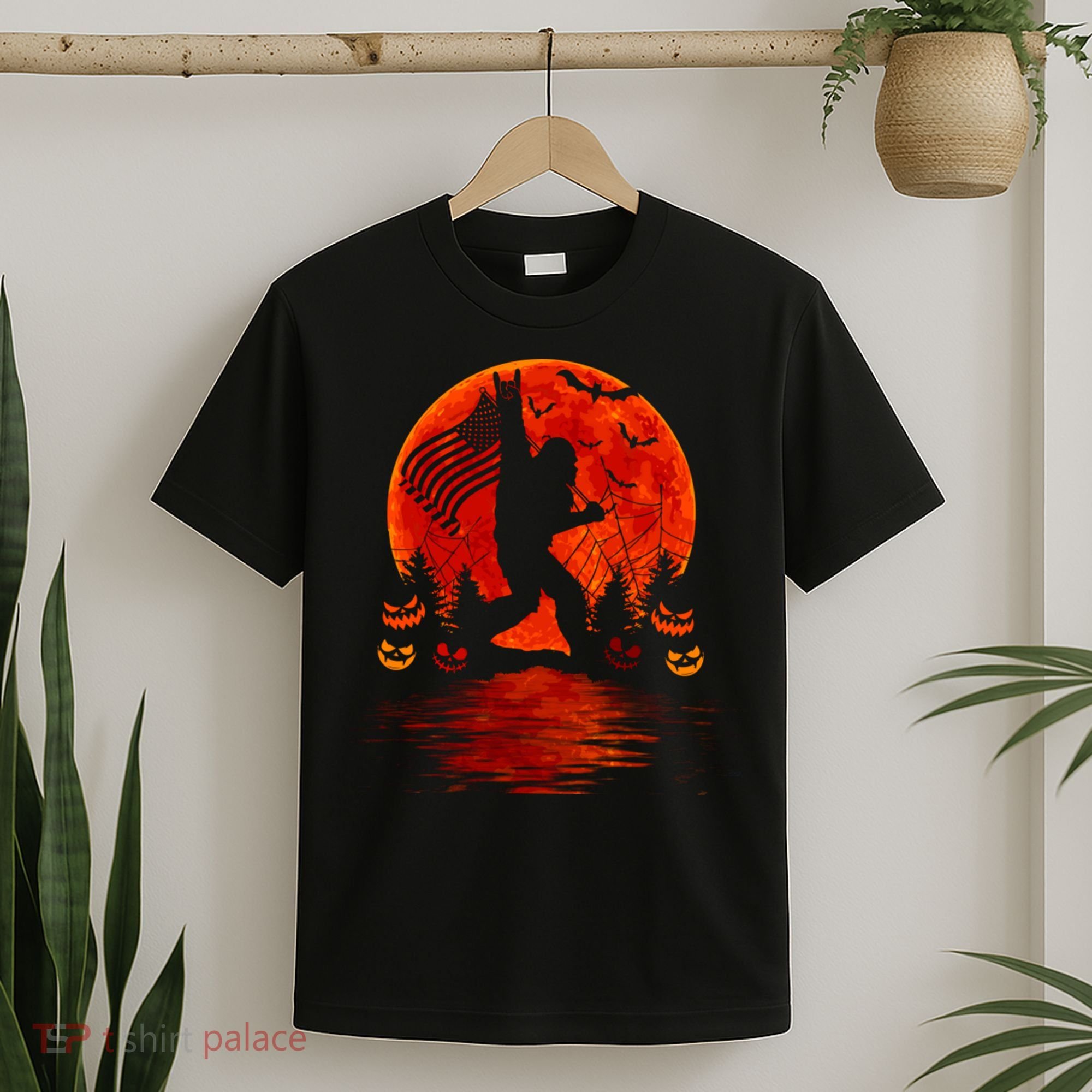 Bigfoot Halloween T-Shirt