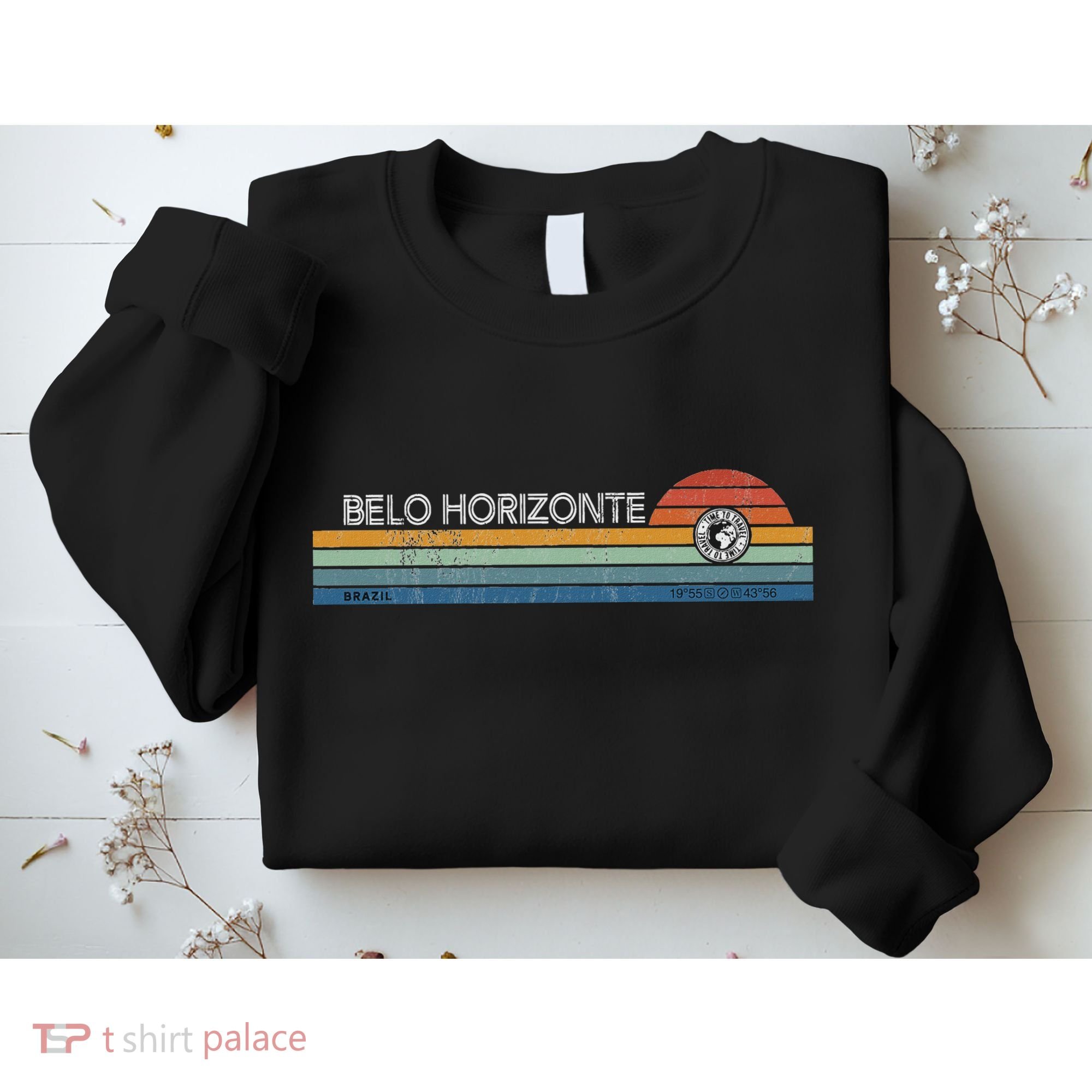 Belo Horizonte Brazil Minas Gerais Retro Sunset Rainbow Idea Sweatshirt