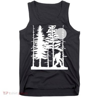 Bigfoot Hiding In Forest For Sasquatch Believers Tank Top