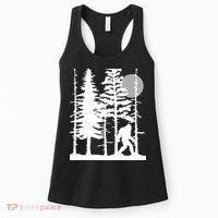 Bigfoot Hiding In Forest For Sasquatch Believers Women's Tank Top thumb 0
