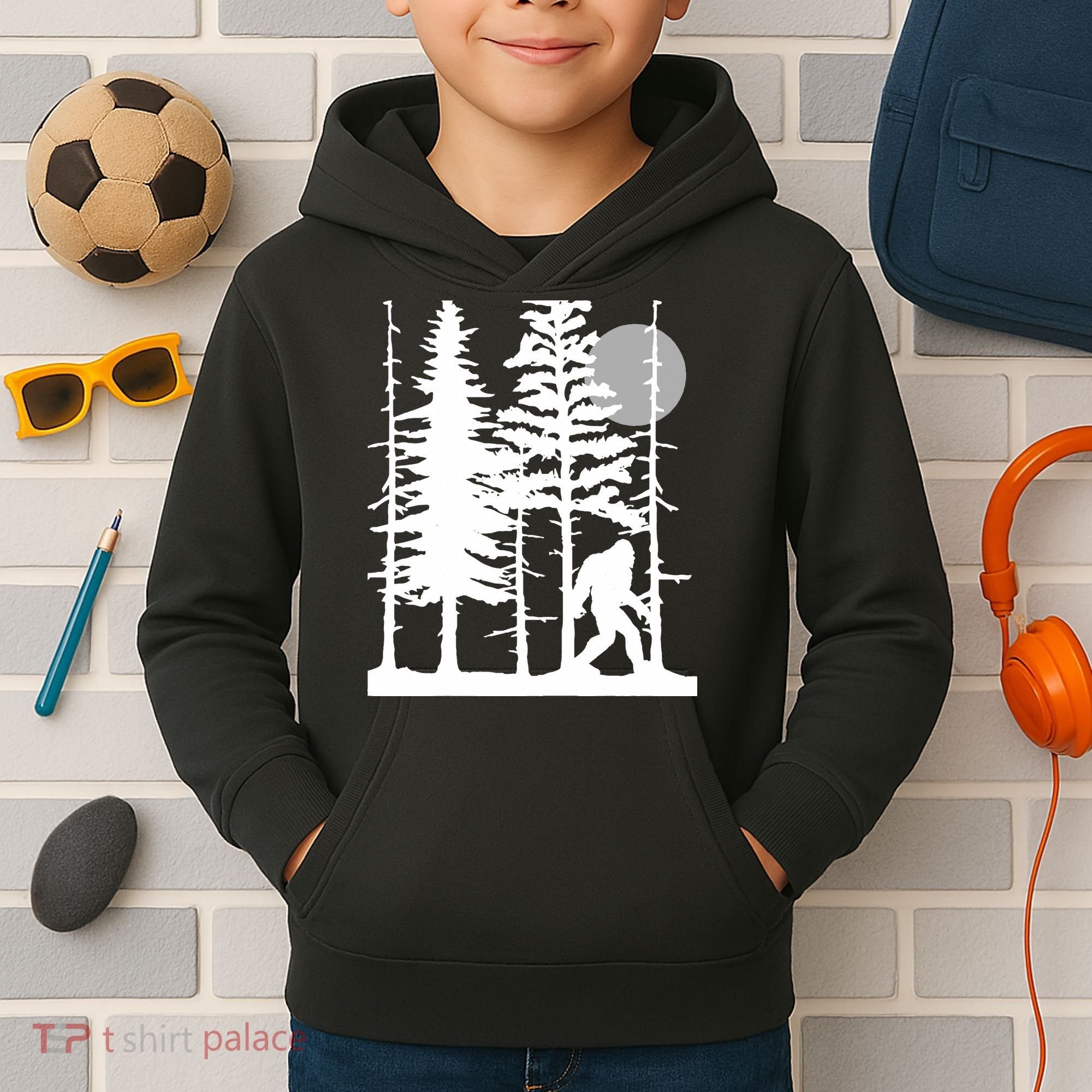 Bigfoot Hiding In Forest For Sasquatch Believers Kids Hoodie