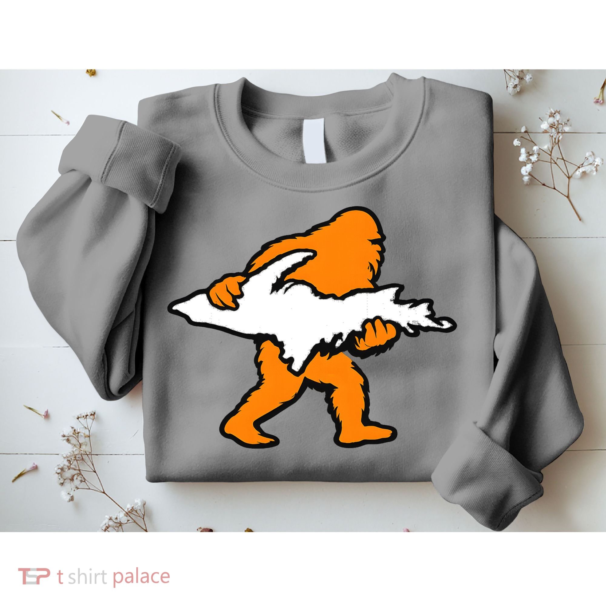 Bigfoot Holding UP Of Michigan Upper Peninsula Sweatshirt