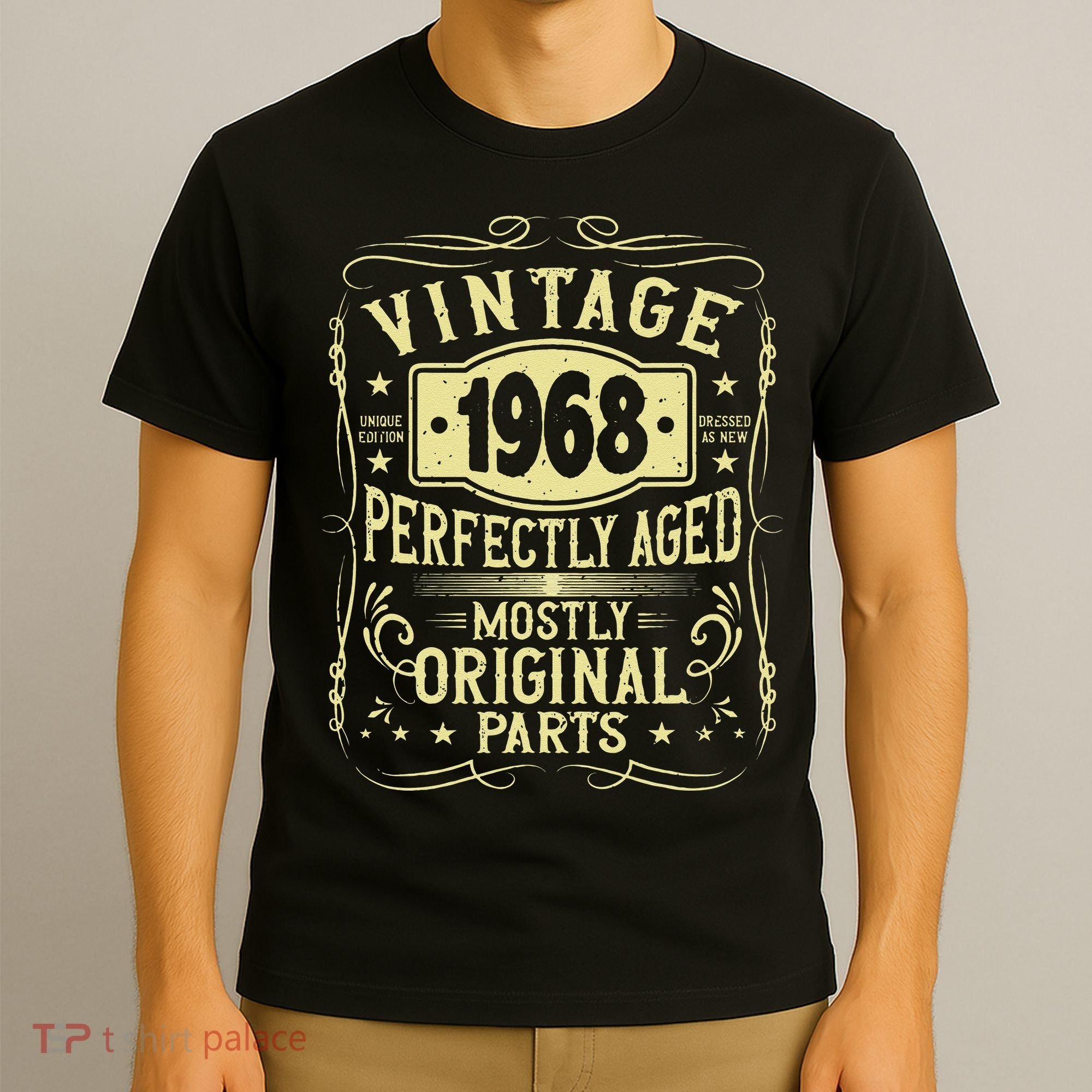 Born In 1968 Birthday, Vintage, Perfectly Aged, Made In 1968 T-Shirt