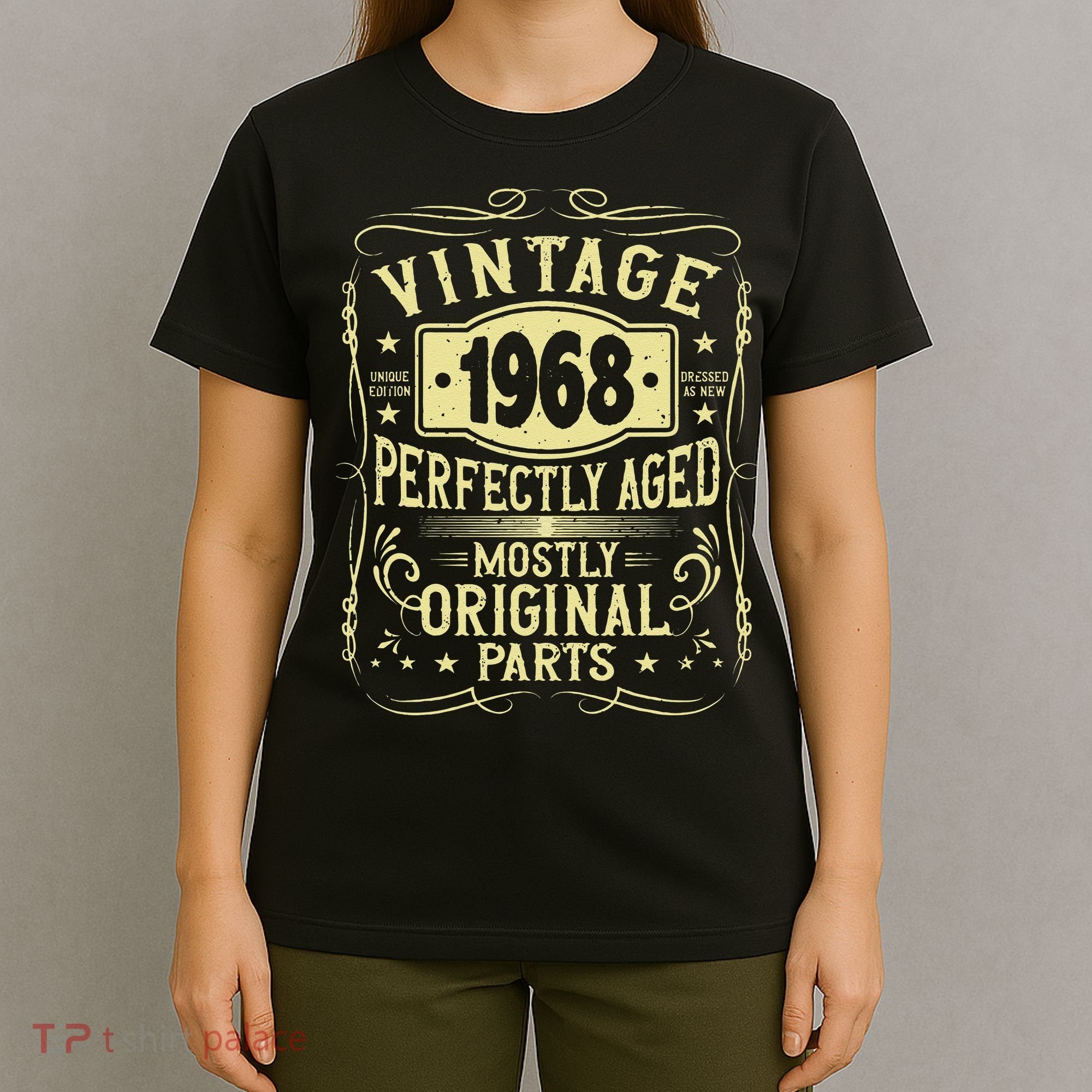 Born In 1968 Birthday, Vintage, Perfectly Aged, Made In 1968 T-Shirt