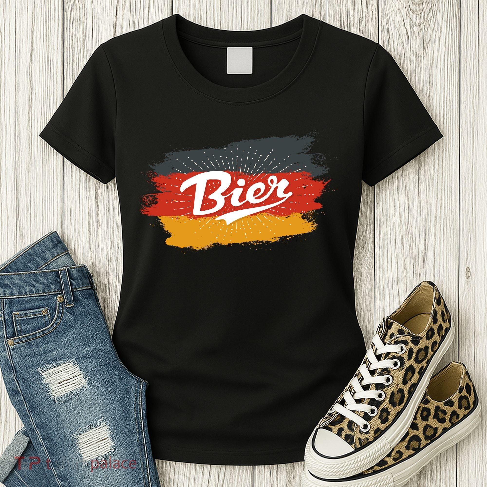 Bier German Flag Oktoberfest Women's T-Shirt