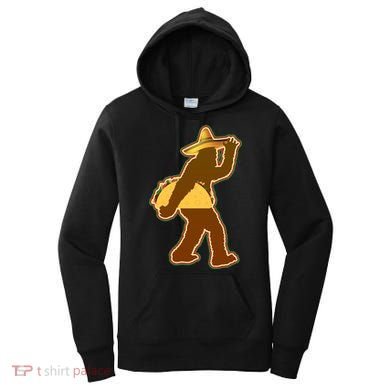 Bigfoot Carrying Taco Cinco de Mayo Women's Hoodie