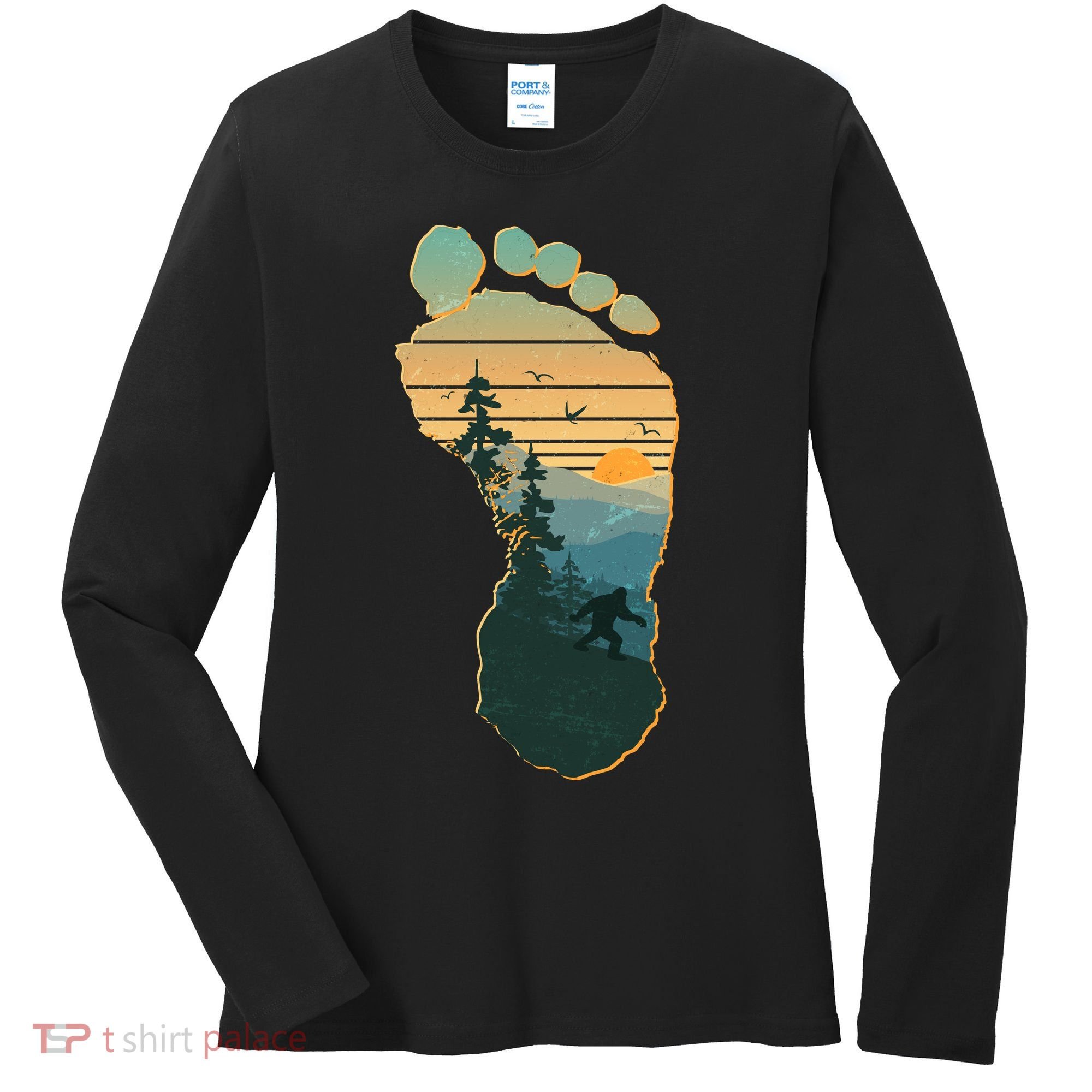 Bigfoot Wilderness Footprint Women's Long Sleeve Shirt
