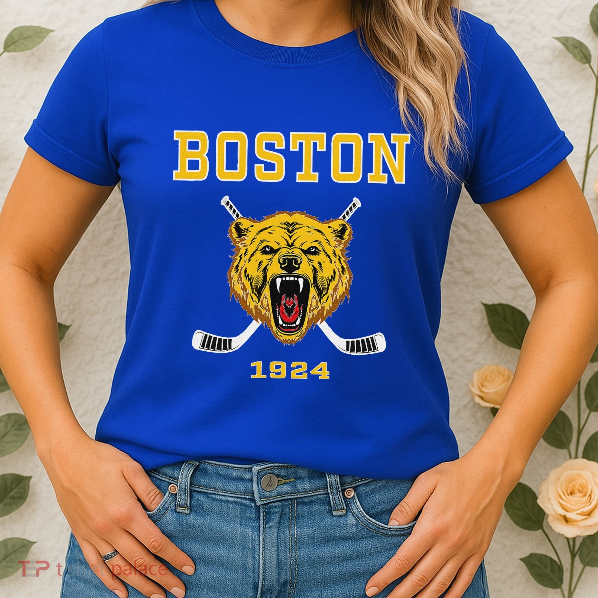 Boston Ice Hockey Fear The Bear Women's T-Shirt