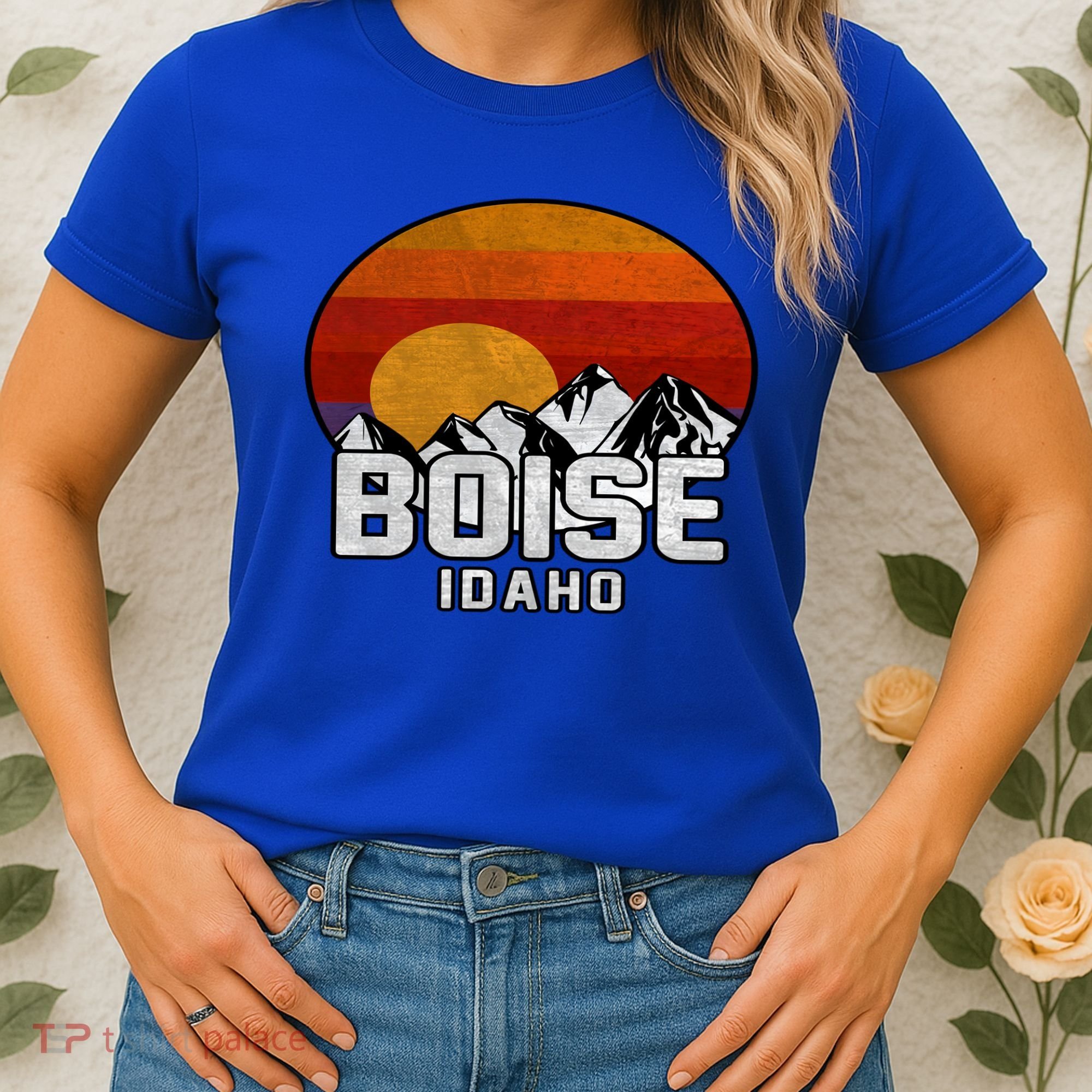 Boise Idaho Retro Mountain Sunset Gift Women's T-Shirt