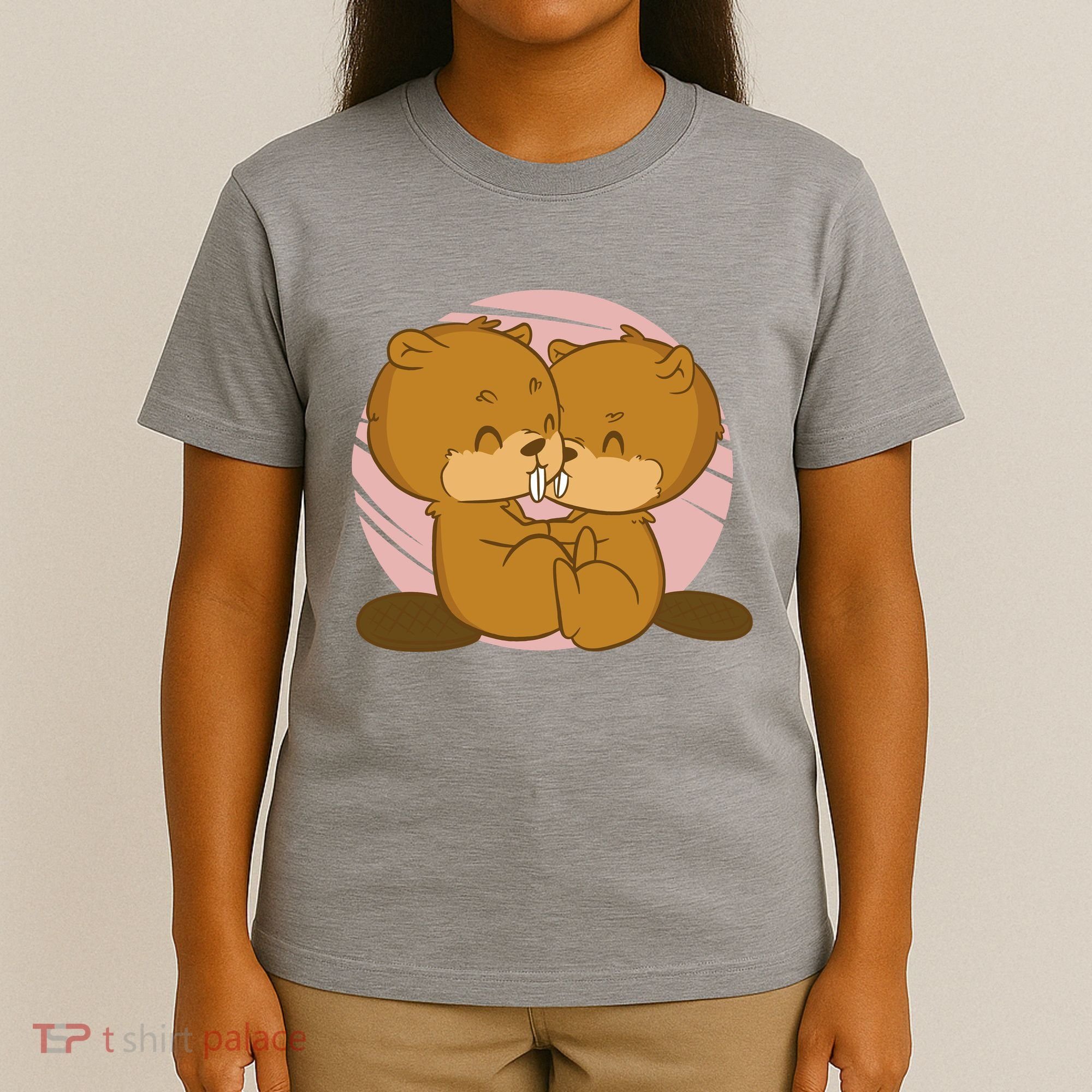 Beavers Kissing Cute Gift T-Shirt