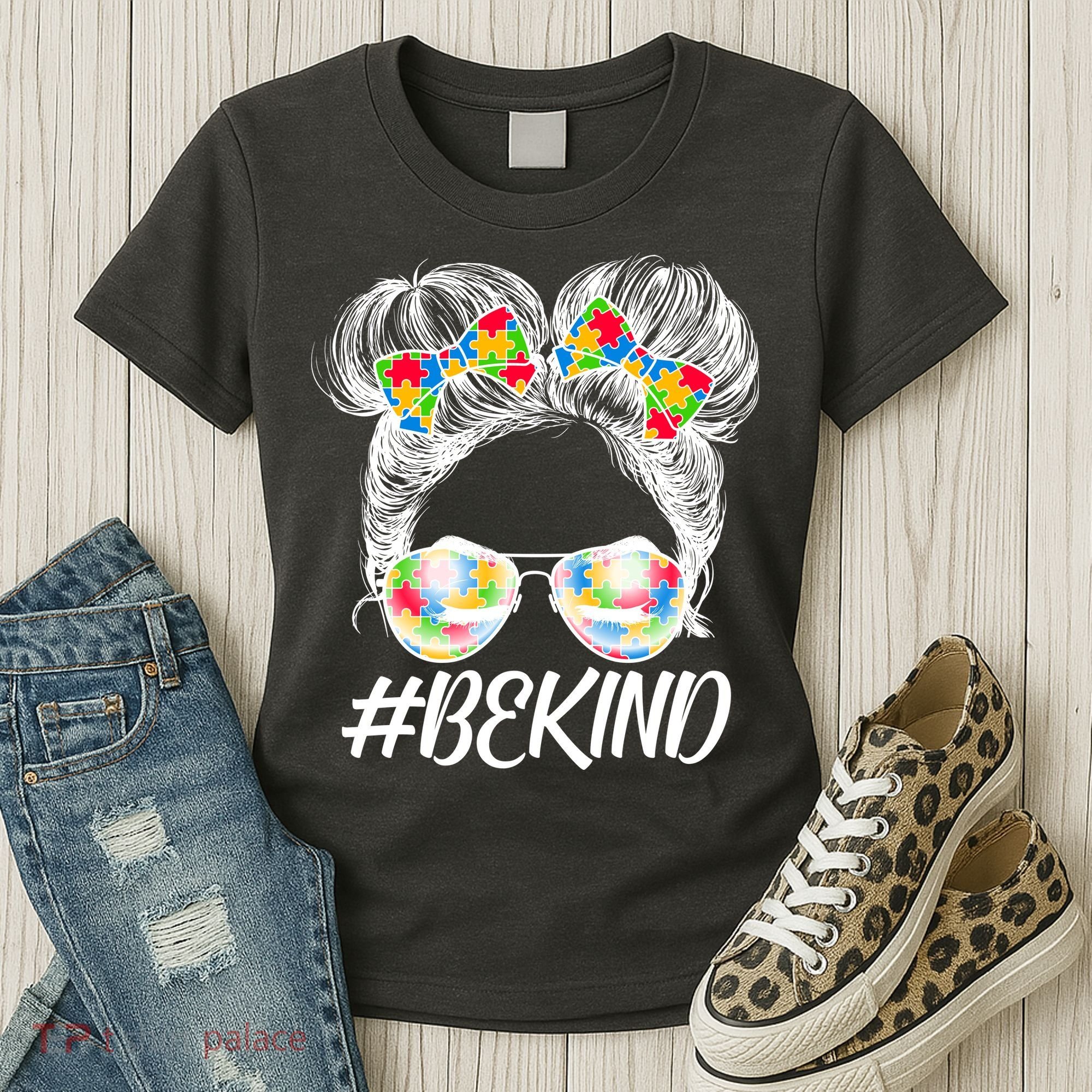 #Be Kind Cute Messy Bun Hair Autism Awareness Women's T-Shirt