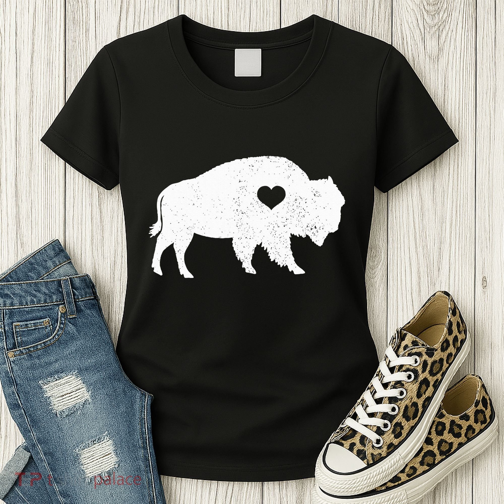 Bison Lover American Buffalo National Park Souvenir Women's T-Shirt