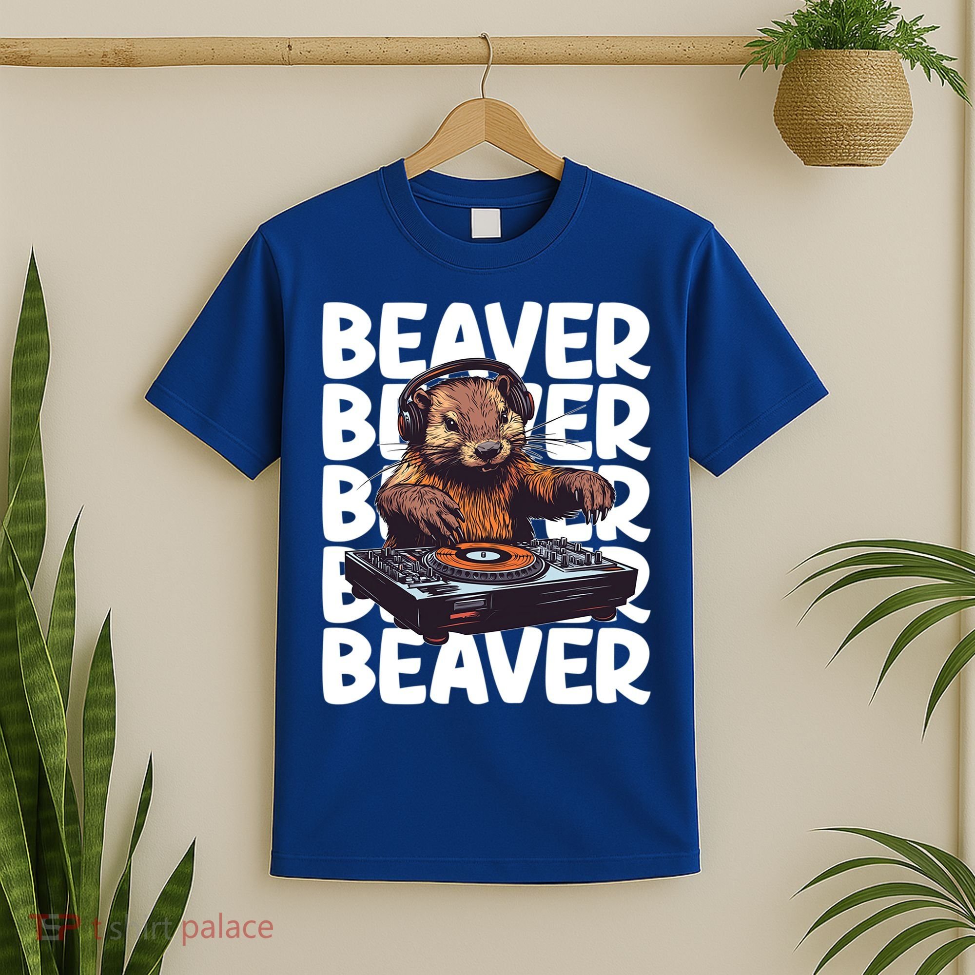 Beaver Lover DJ Funny Beaver Great Gift T-Shirt