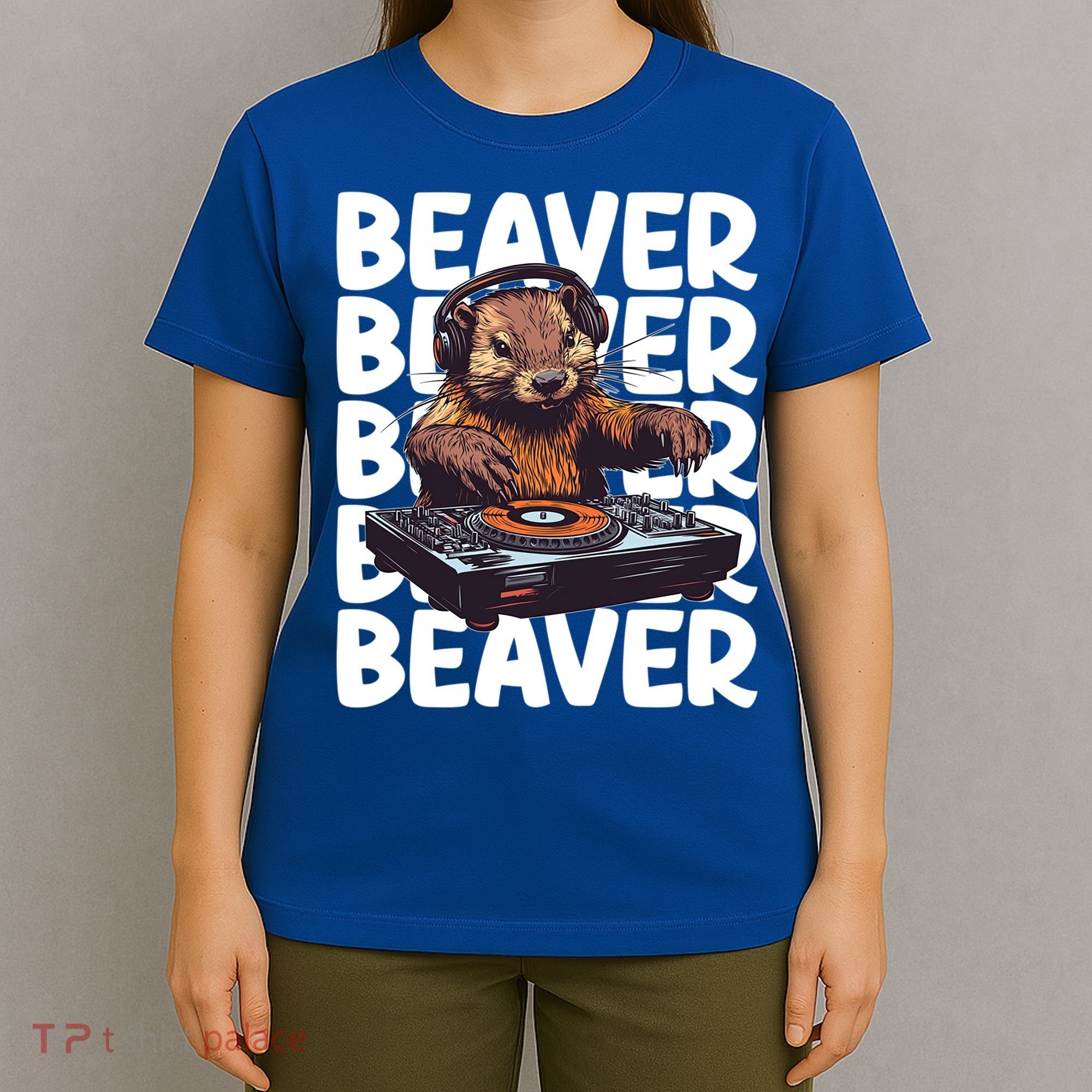 Beaver Lover DJ Funny Beaver Great Gift T-Shirt