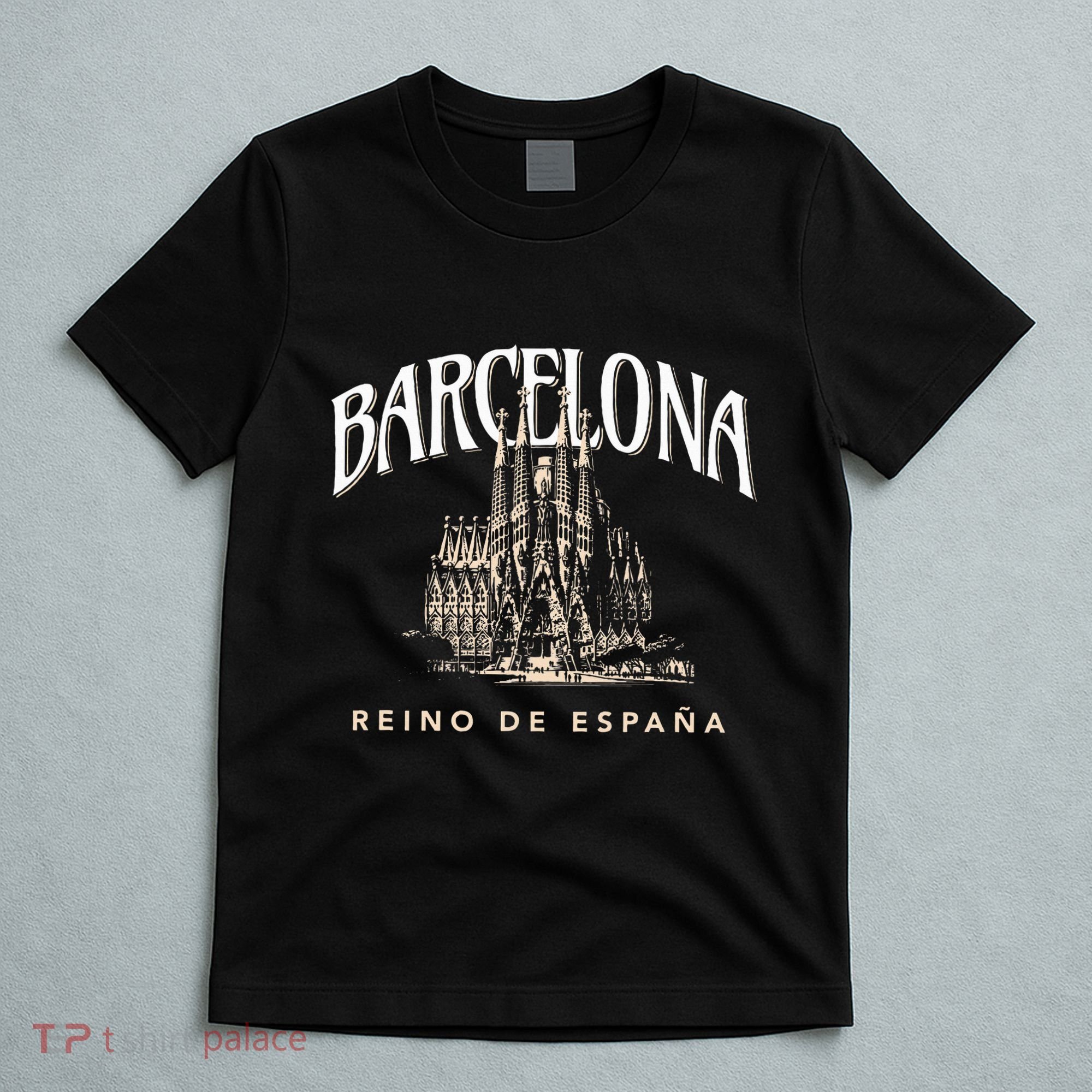 Barcelona La Familia Sagrada Reino De EspañA T-Shirt