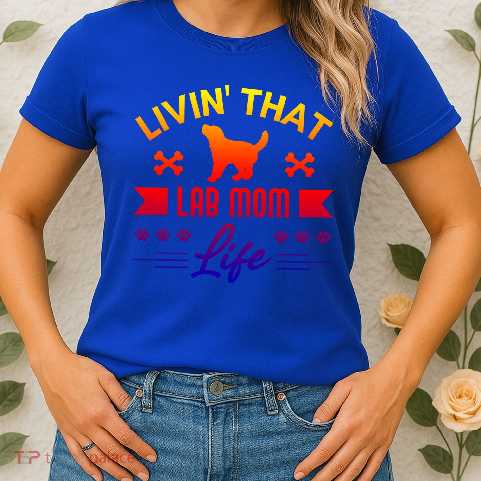 Black Lab Mom Livin That Life Labrador Retriever Great Gift Women's T-Shirt
