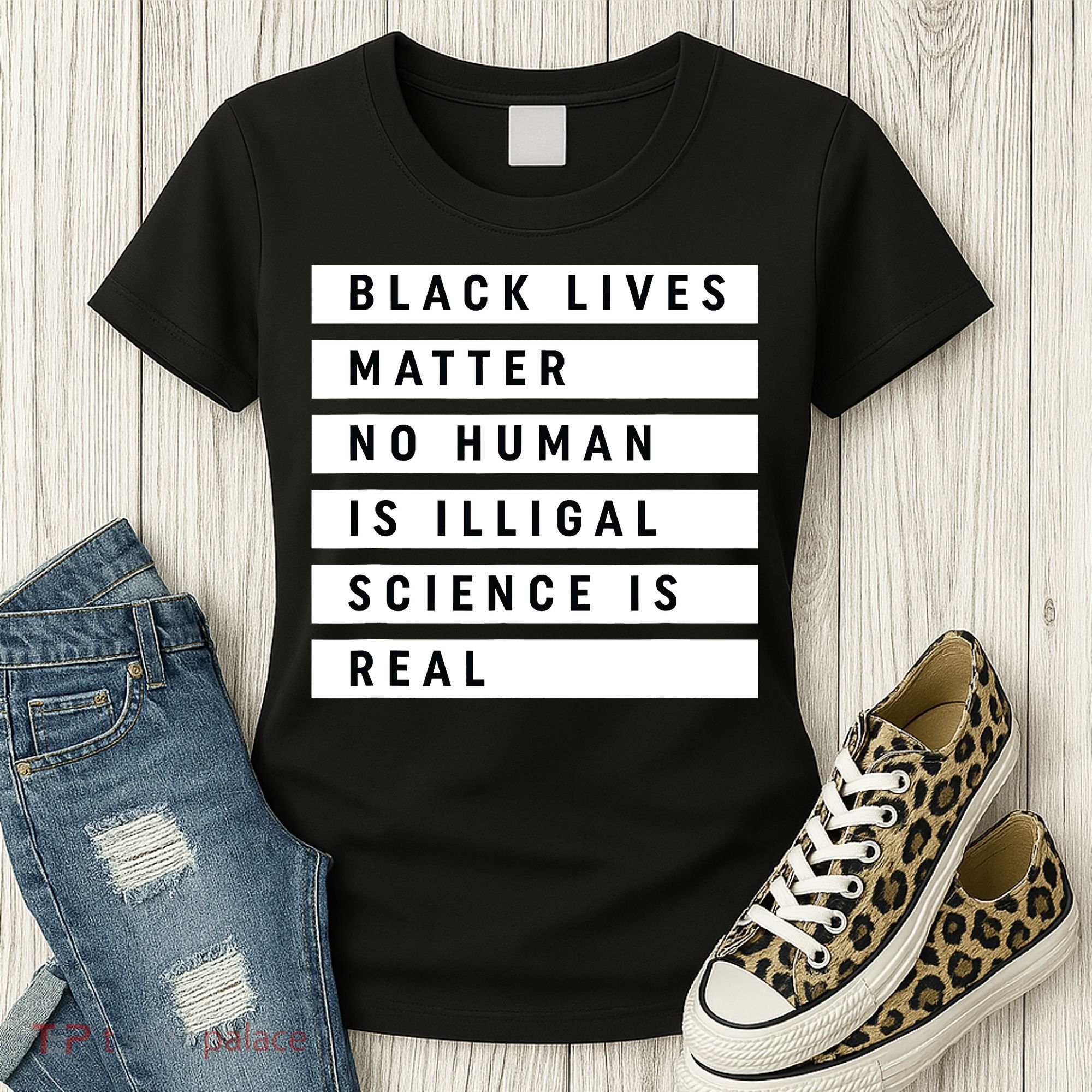 Black Lives Matter 's Rights Are Human Rights Women's T-Shirt