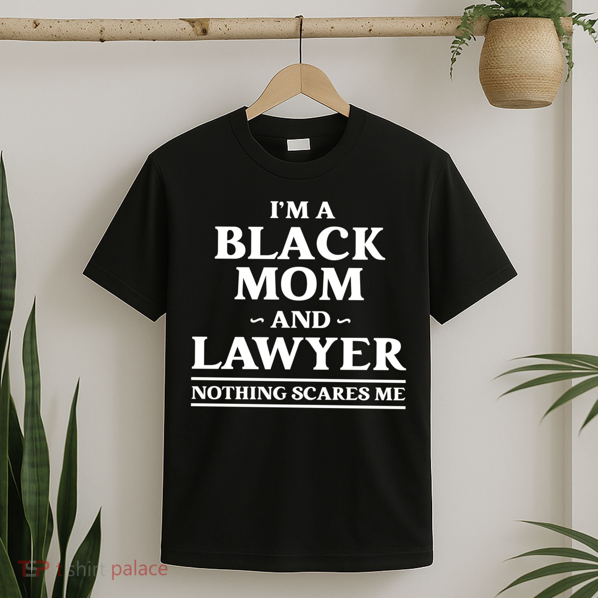 Black Mom And Lawyer African American Attorney Gift T-Shirt